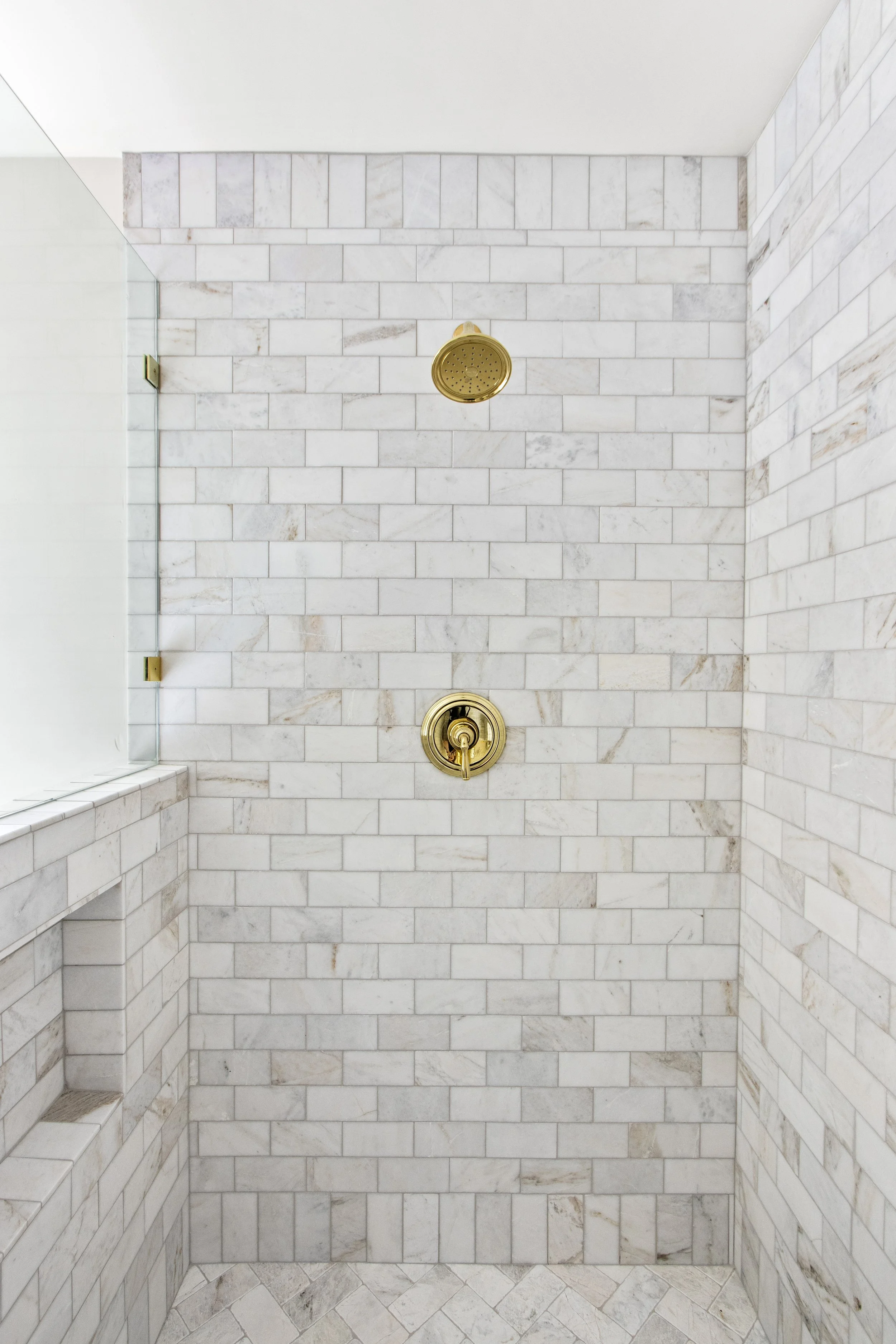 4366-willow-print-jessica-koltun-broker-realtor-interior-designer-selling-dallas-netflix-hgtv43.jpg