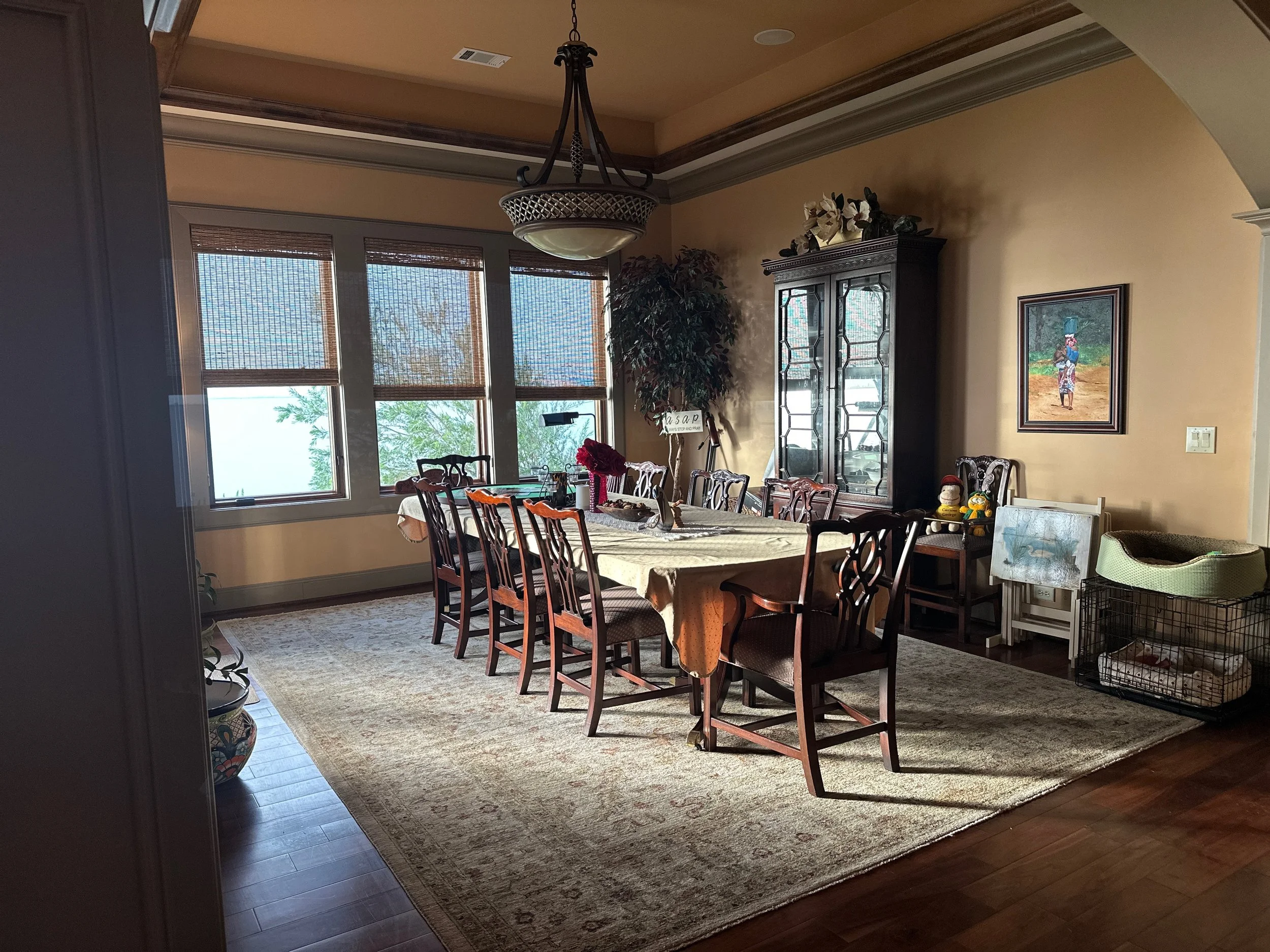 DiningRoom.jpeg