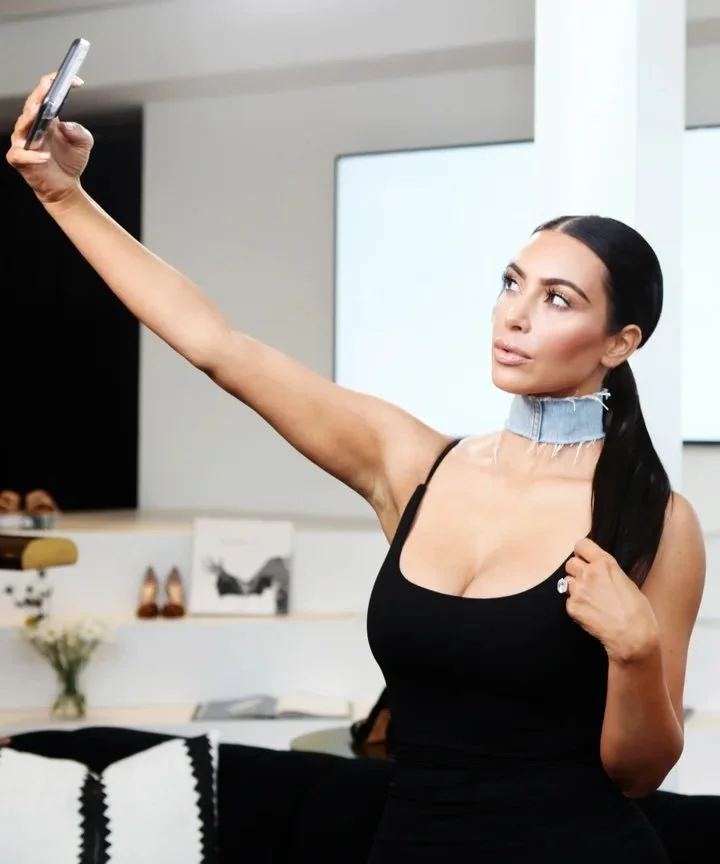 Humpday Blog - how to make a dating profile in 2024