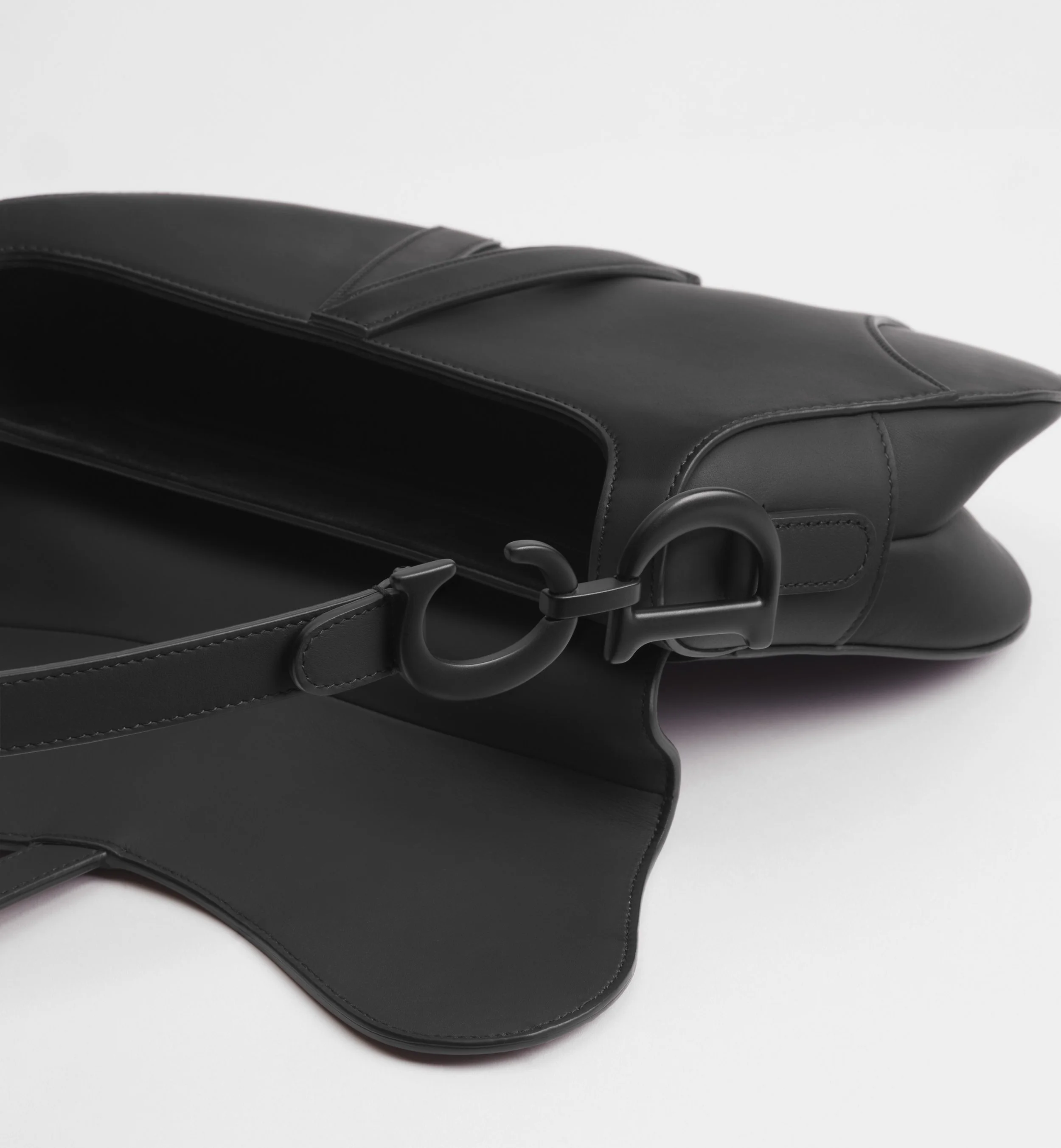 MBSTK0001012 - MBU007895 Dior - Saddle Bag - Black Matte Leather & Hardware - Medium Size - M0455SLLO_M989 1.jpg