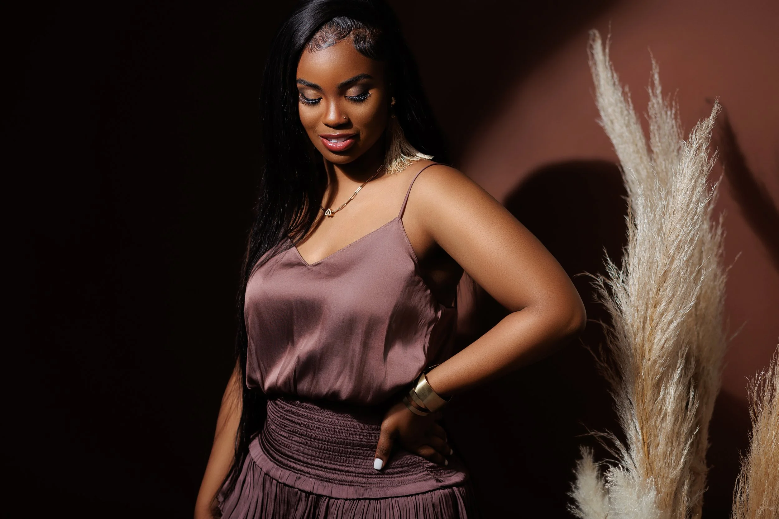 A Senior Year to Remember | Mari’s Memphis Senior Photoshoot Experience with Hadonica’s Photography