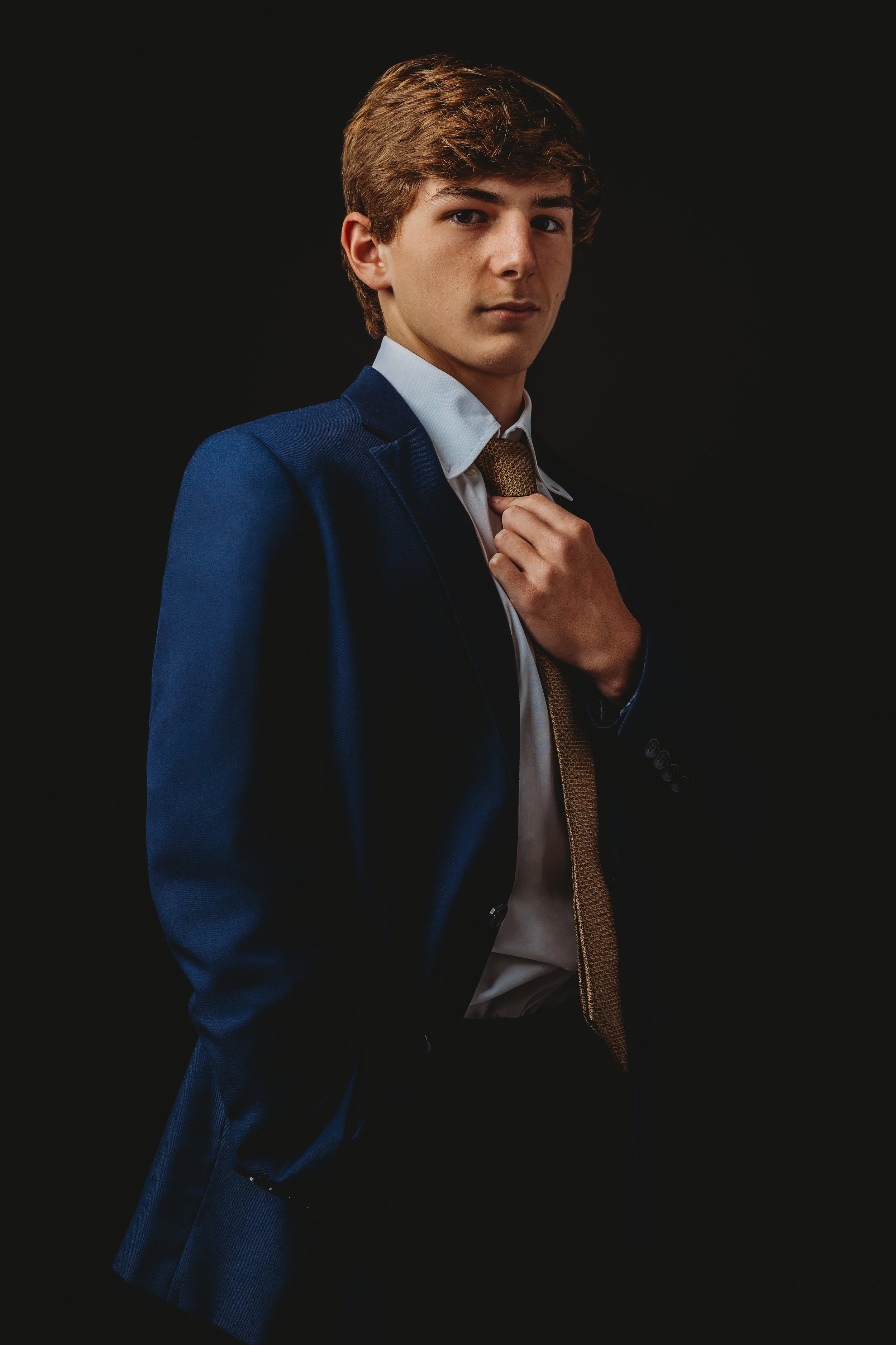 Walt Memphis Senior Portrait | Classic Senior Photography Session