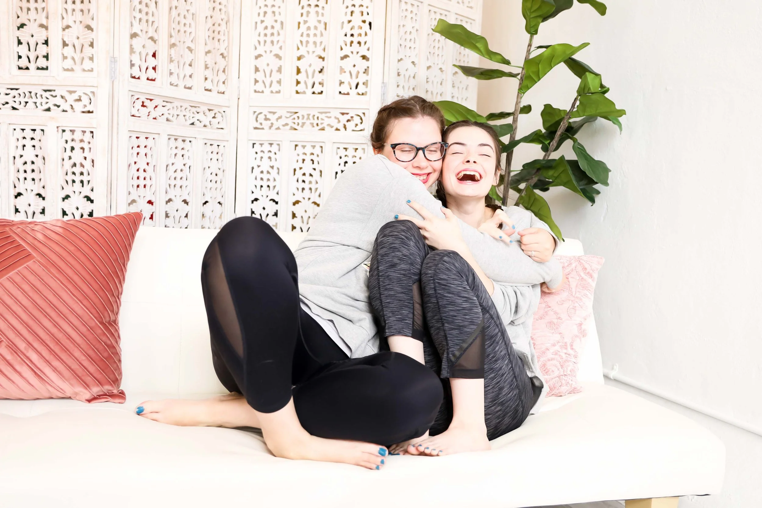 Emotional Mother Daughter Senior Portraits Memphis