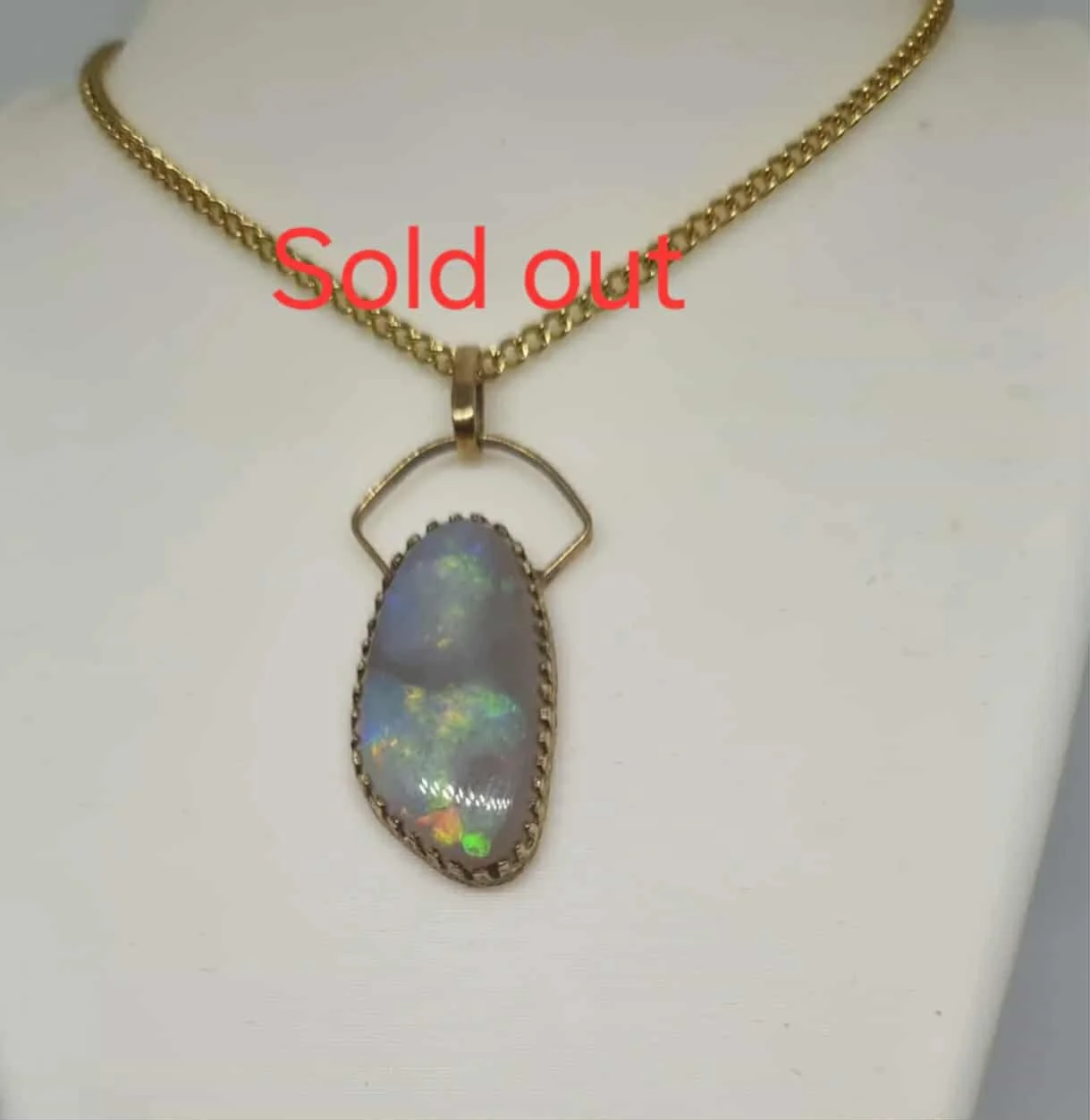 Pendant Australian Semi black Opal 9ct Gold (Opal Size: 20mm x 10mm)