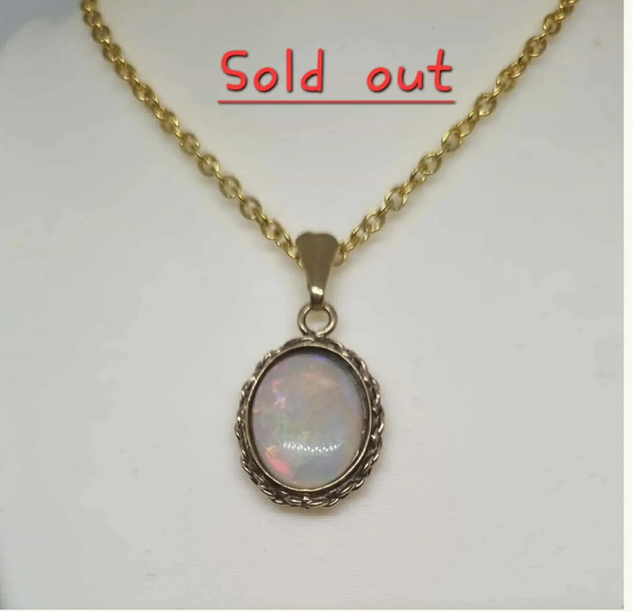 Pendant Australian Solid Opal, 9ct Yellow Gold (Opal Size: 12 mm x 10 mm)