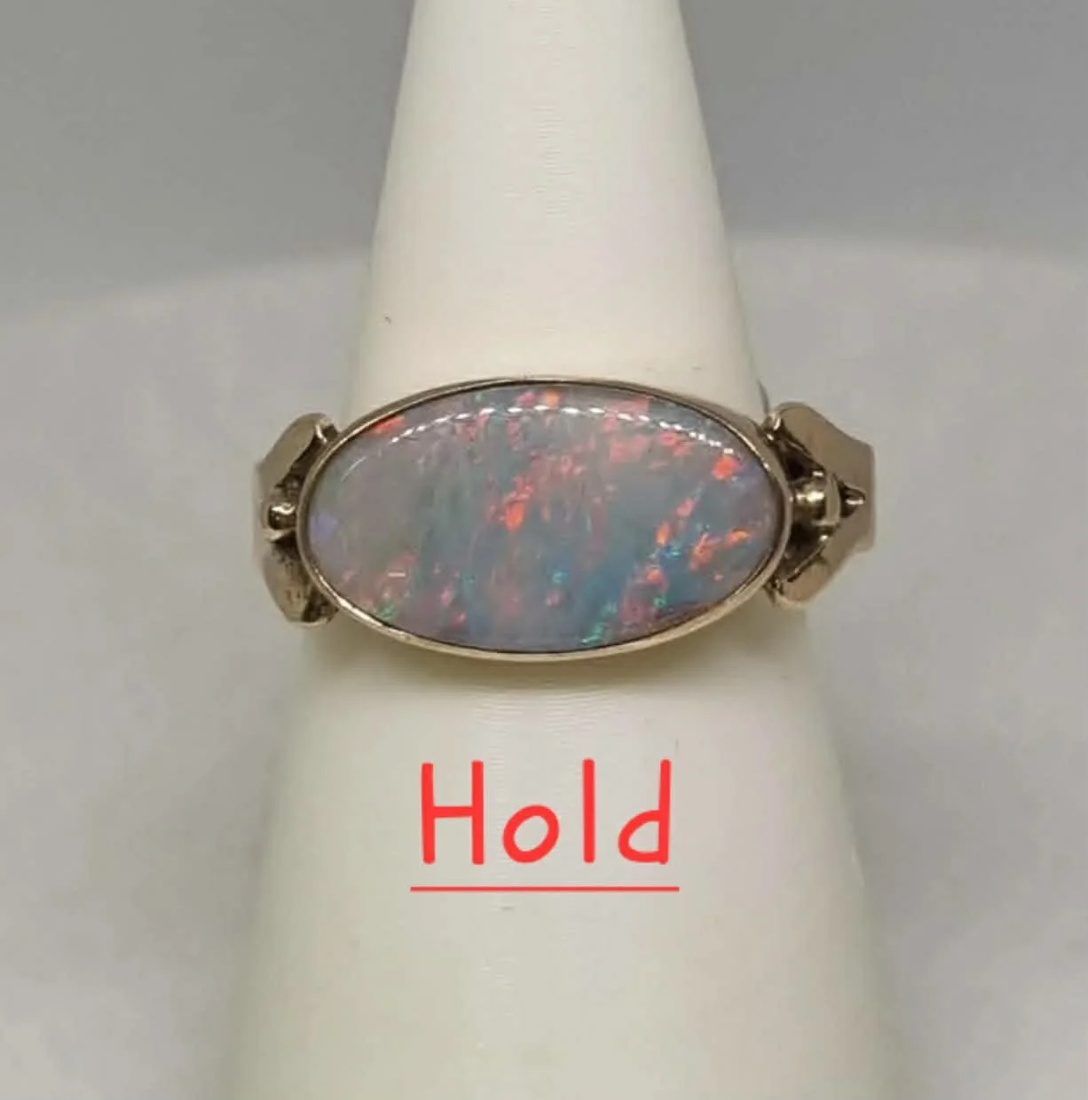Ring Australian Solid Opal 9K Yellow Gold (Opal Size: 16mm x 10mm, 1.6cm x 1.0cm) Total Weight: 3.85 grams Ring Size: 19mm, R-9