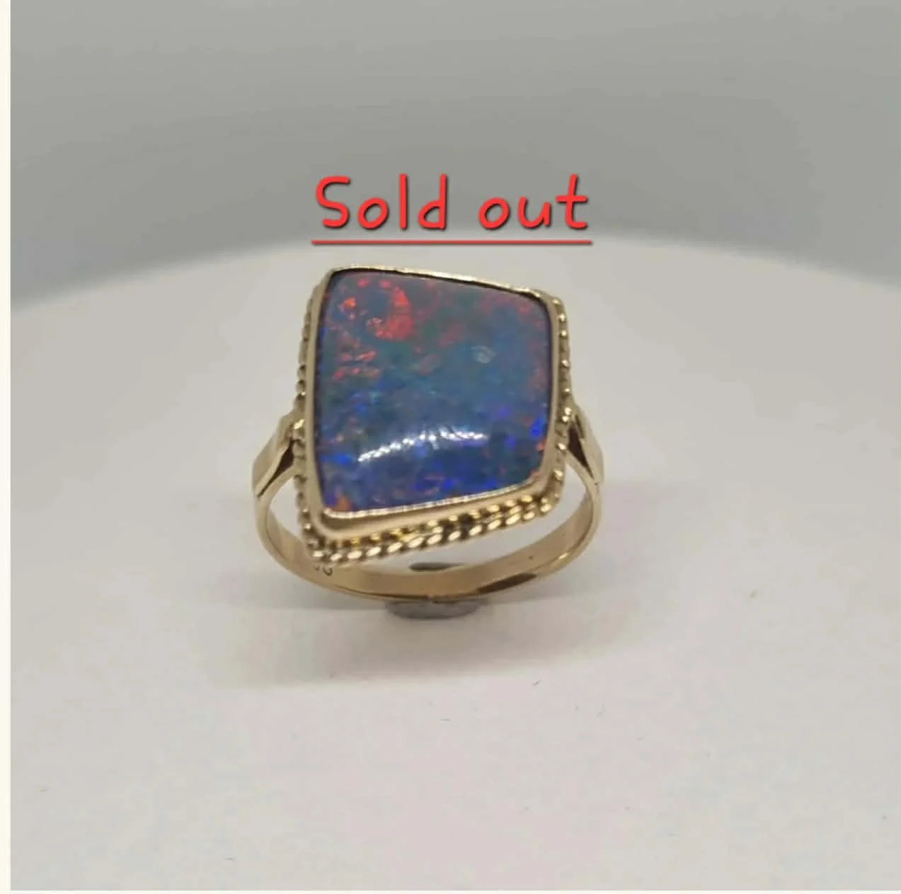Lady's Ring Australian Triplet Opal, 9ct Yellow Gold (Opal Size: 15 mm x 12 mm) Ring Size: 11  V