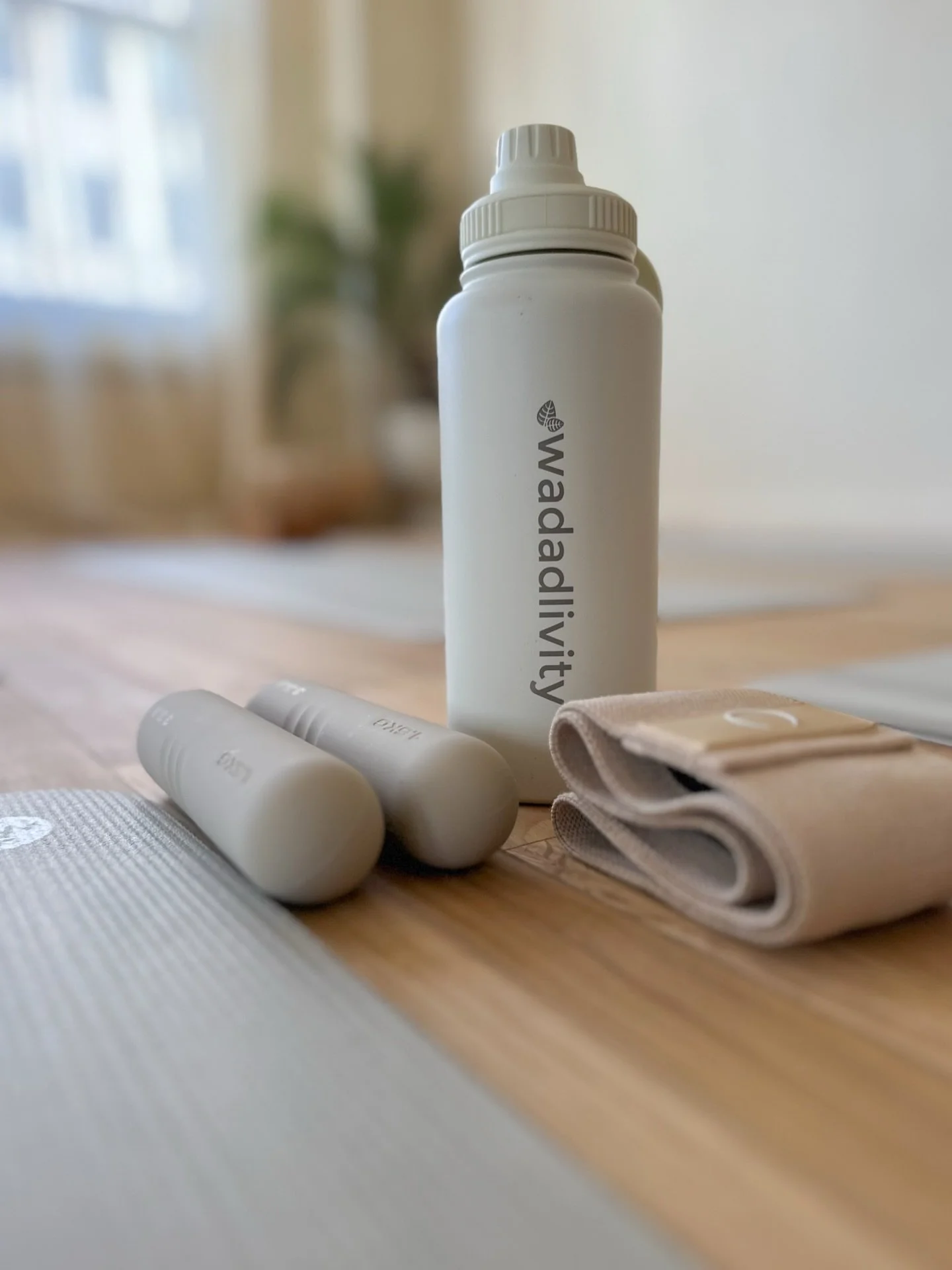 Pilates / Yoga / Gym / CrossFit / Walking / Dance whatever your workout vibe, @wadadlivity is right there with you 🤍

32 oz stainless steel water bottle with magnetic phone holder available in Antigua. More colors available online. Visit wadadlivity