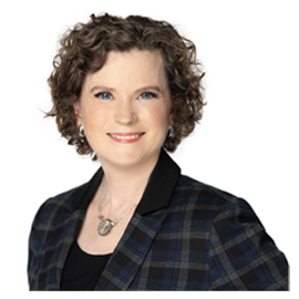 Mary Knowles, media strategist and communications consultant helping leaders build visibility through media coaching and public relations.