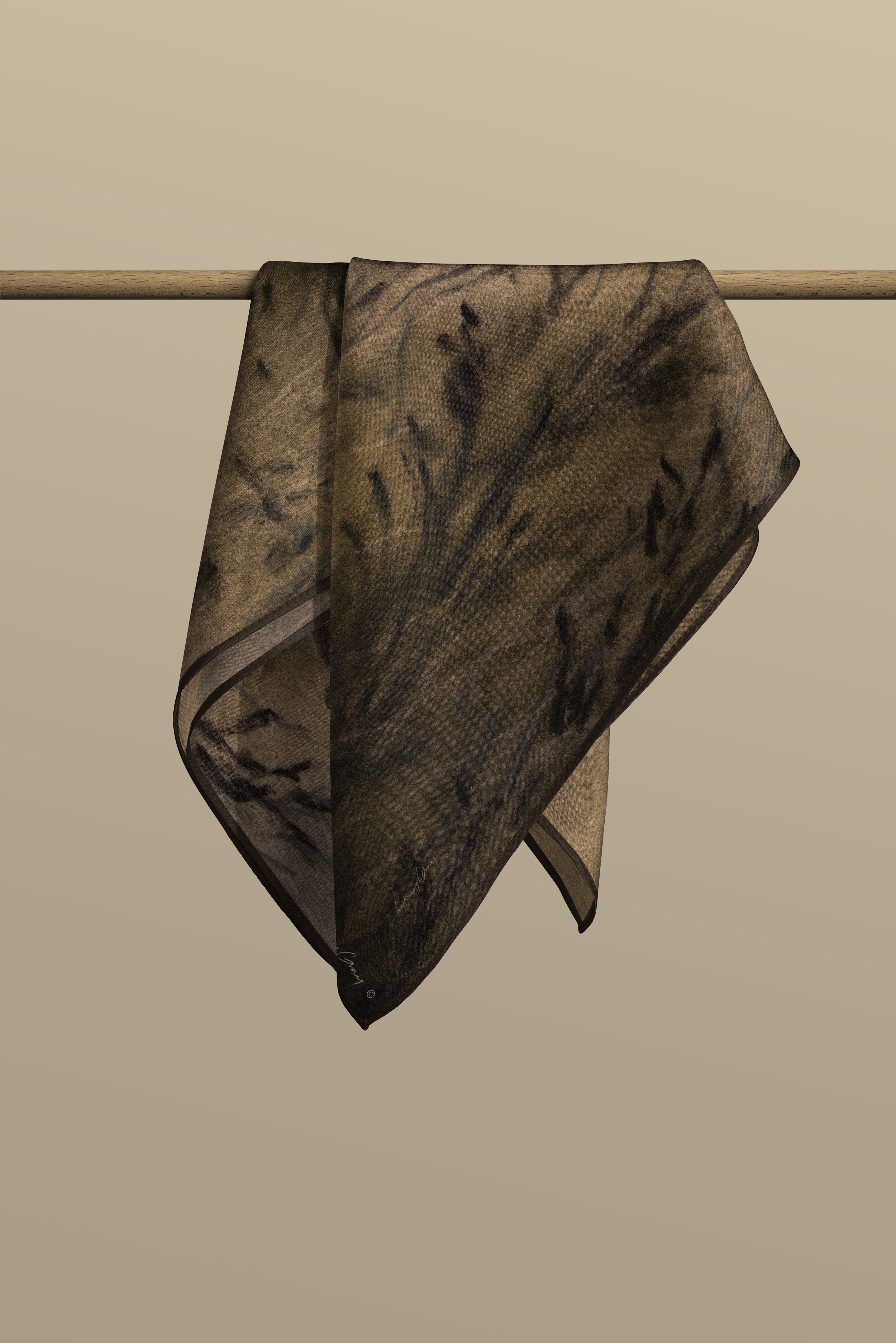 LinseyGray_SquareScarf-InDreams-IV5.png