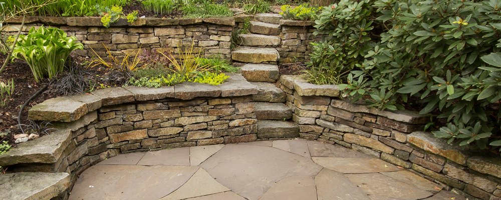 Retaining Wall Projects — Thaysen Landscapes Inc