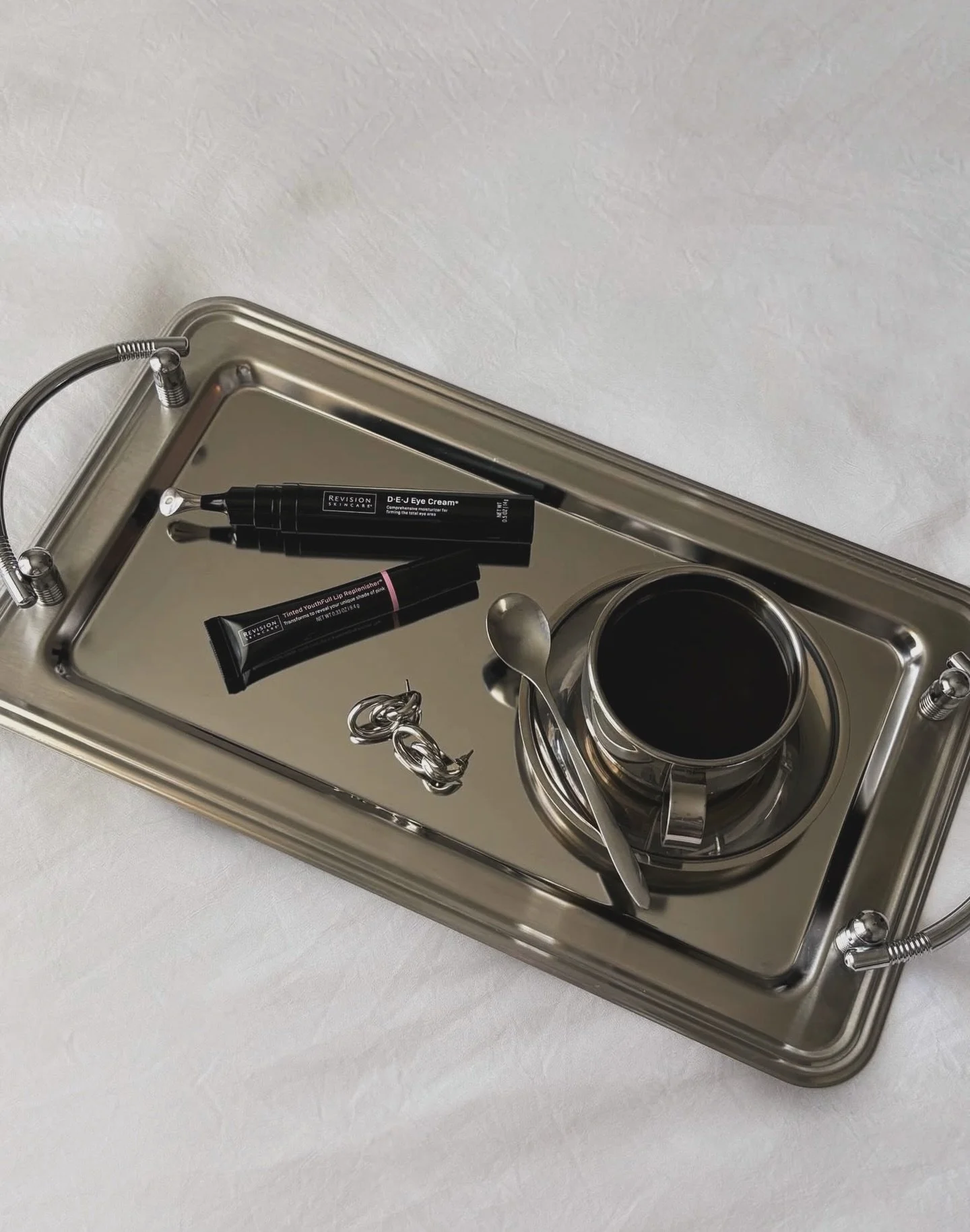 𝐌𝐨𝐫𝐧𝐢𝐧𝐠 𝐬𝐭𝐚𝐧𝐝𝐚𝐫𝐝𝐬 ✨ Your skin deserves a ritual, not a routine. Curated skincare for luminous, confident days &mdash; from daily essentials to results-driven treatments.

Shop your glow at www.blondegirlaesthetics.com
Need a custom ro