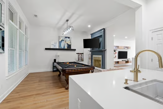 large-066a0729-c892-4b72-b448-7249fa91d4a2 (2).png