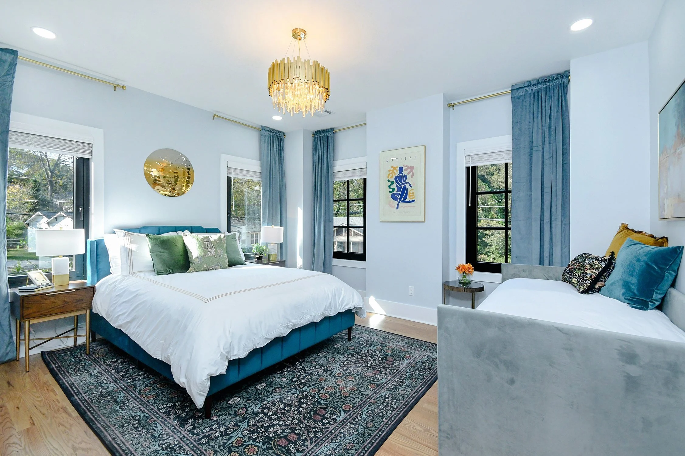 Upper_Level_Bed2_1.jpg