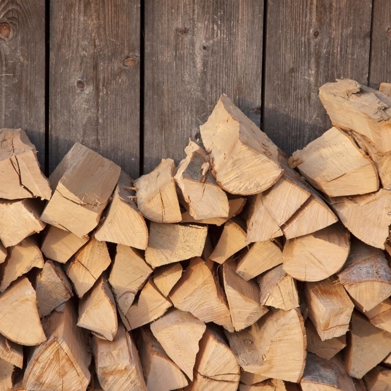 Did you know Landscape Systems also carries firewood 🪵? We carry mesquite, pecan, oak, and pinon fire wood. 🔥