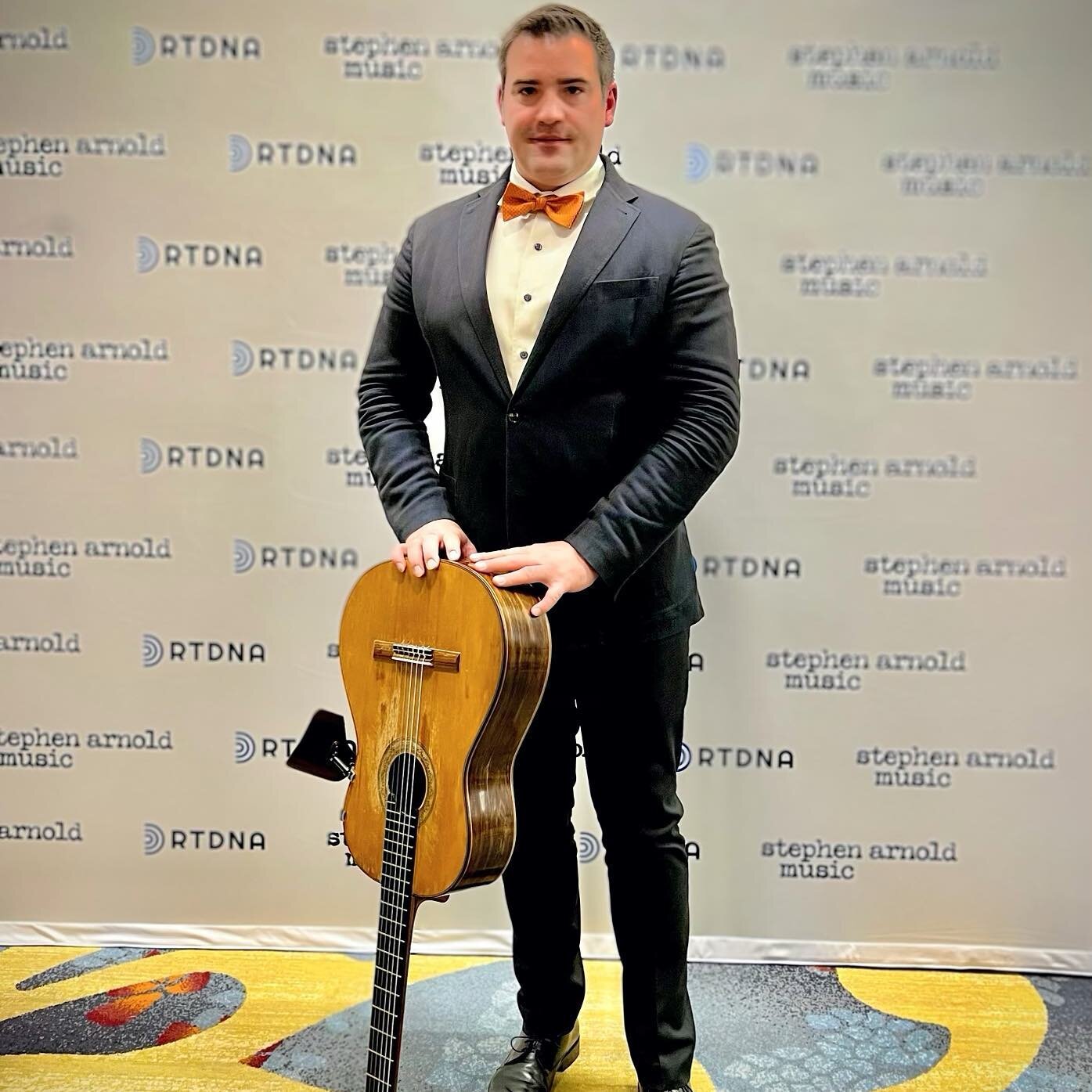 @rtdna.rtdnf 32nd Annual First Amendments Awards hosted by CBS News White House Correspondent @weijia in Washington DC. 

Thank you Stephen Arnold Music.

#guitarist #music #guitarlife #event #dc #livemusic #awards #musicawards #gig #music #richbarry