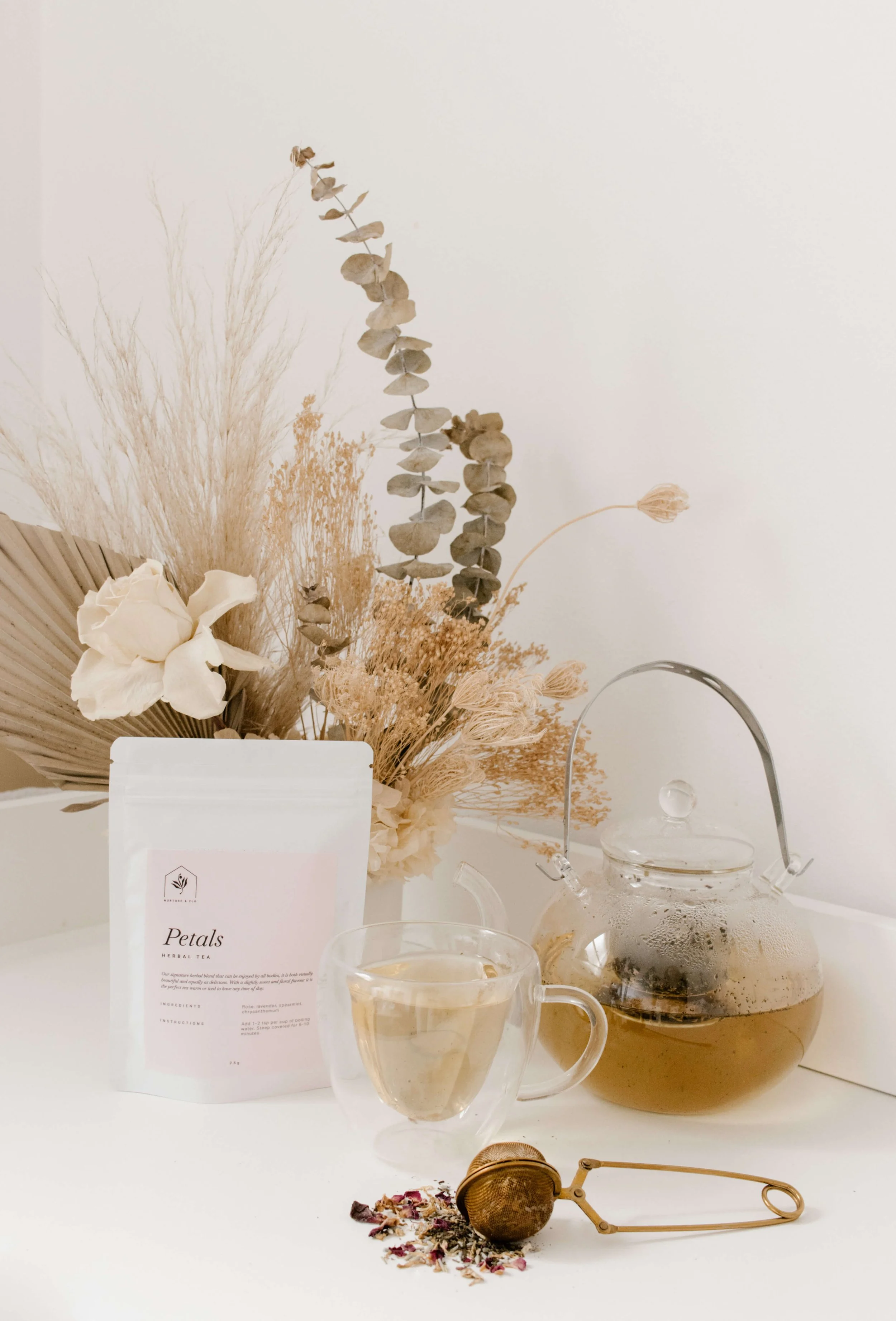 nurture+flo_shop wellness products_petals herbal tea 04.jpg