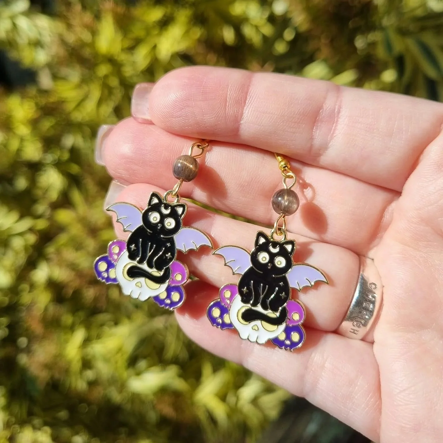 Black Back Bone Cat-Bat Skull Earrings - Gold