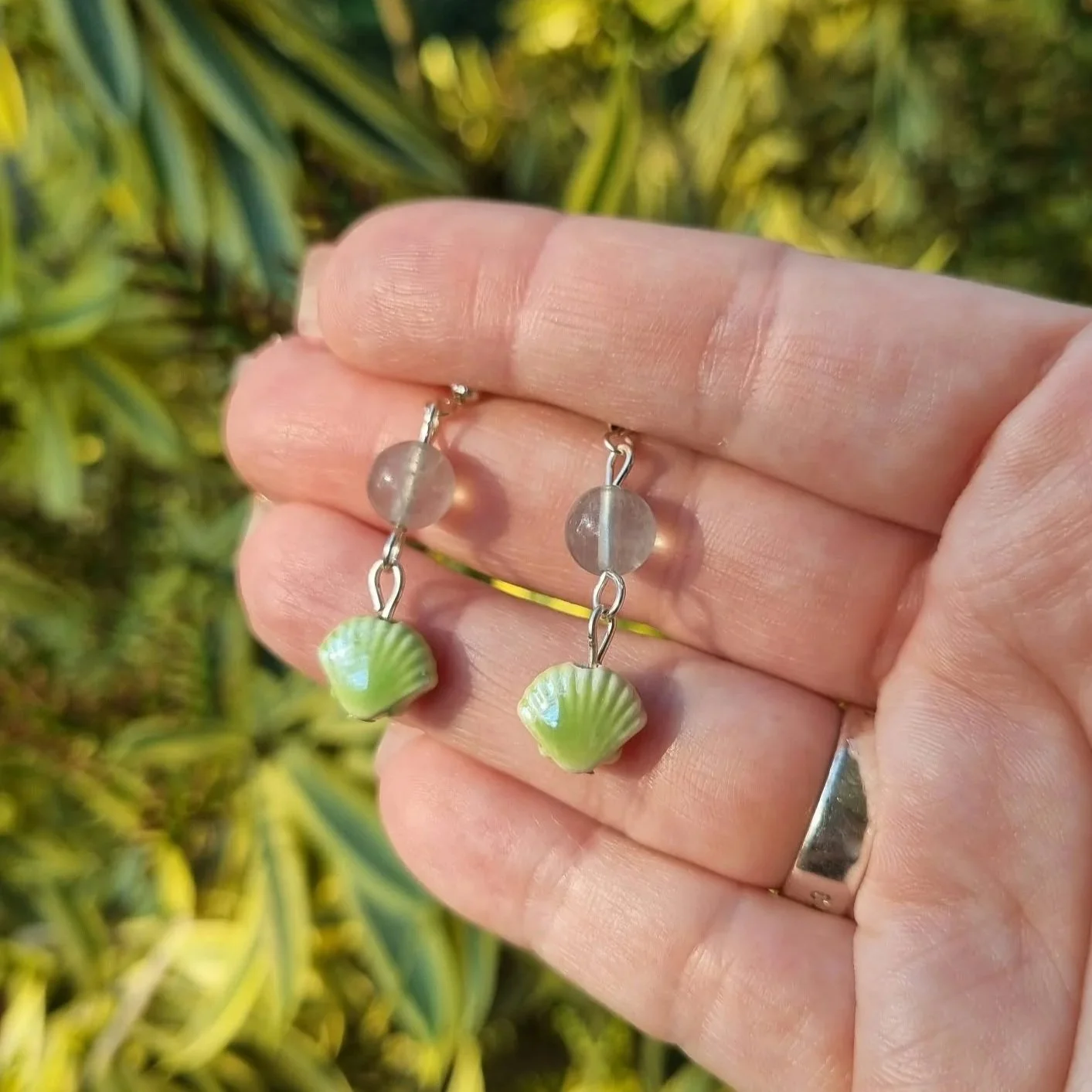 Green Fluroite Seashell Earrings - Silver