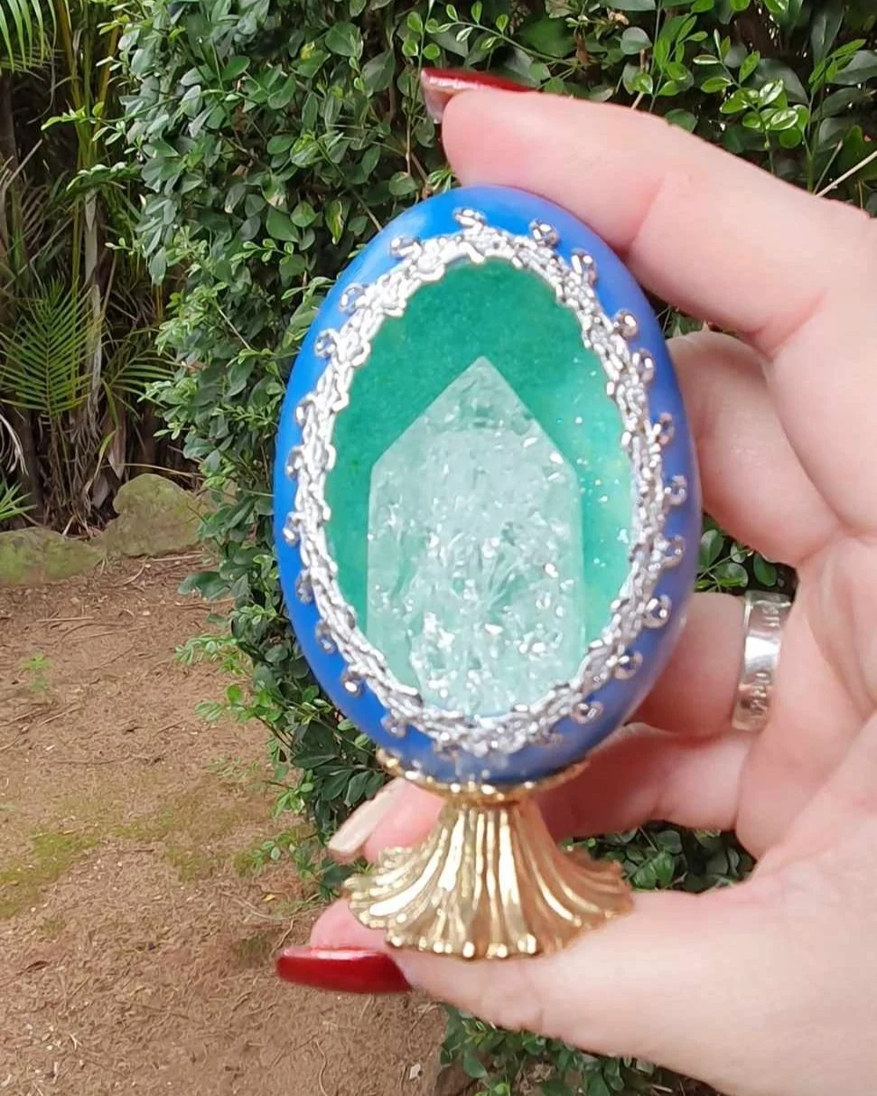 Crackled Quartz Tower Duck Egg Creation