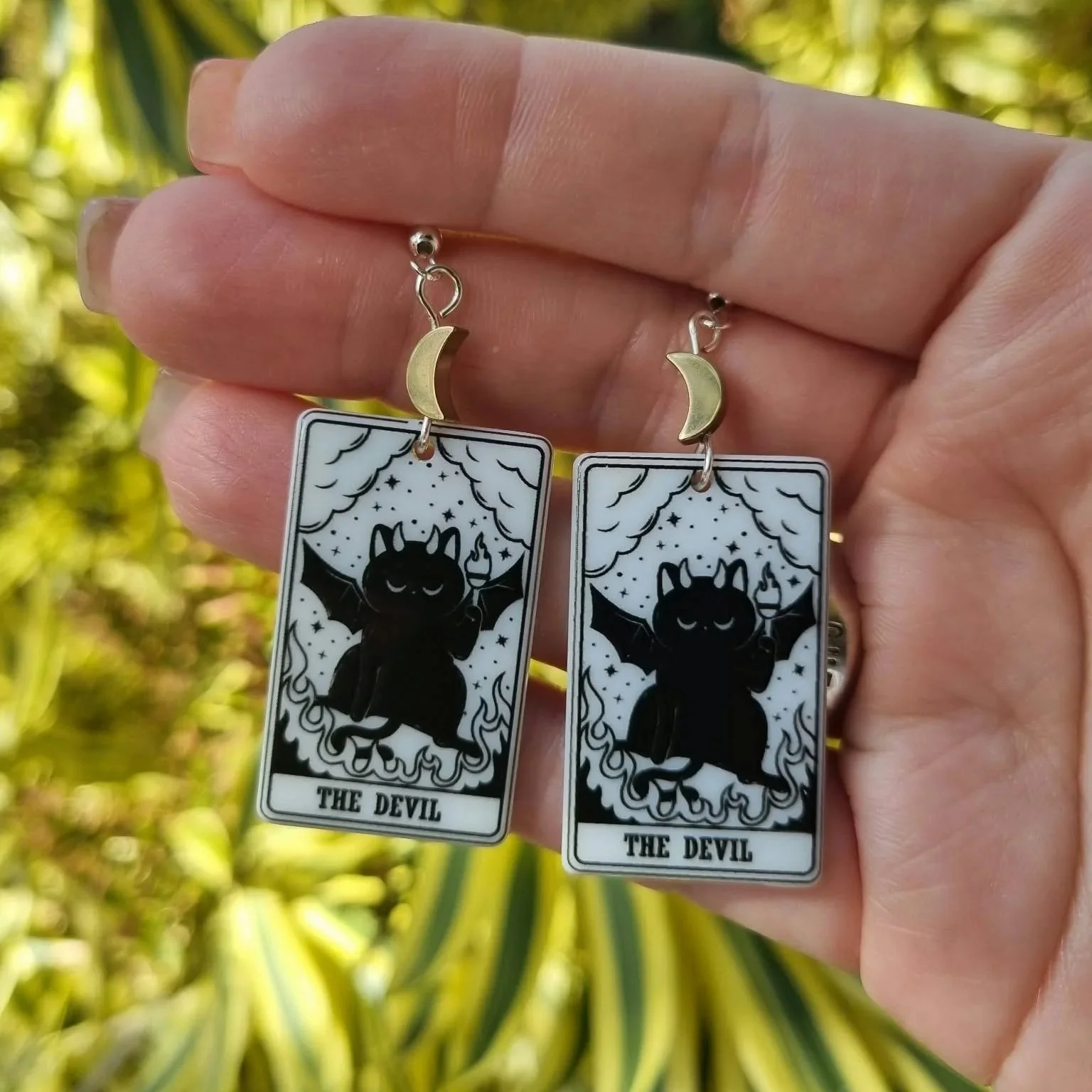 Pyrite Moon The Devil Cat Tarot Earrings - Silver