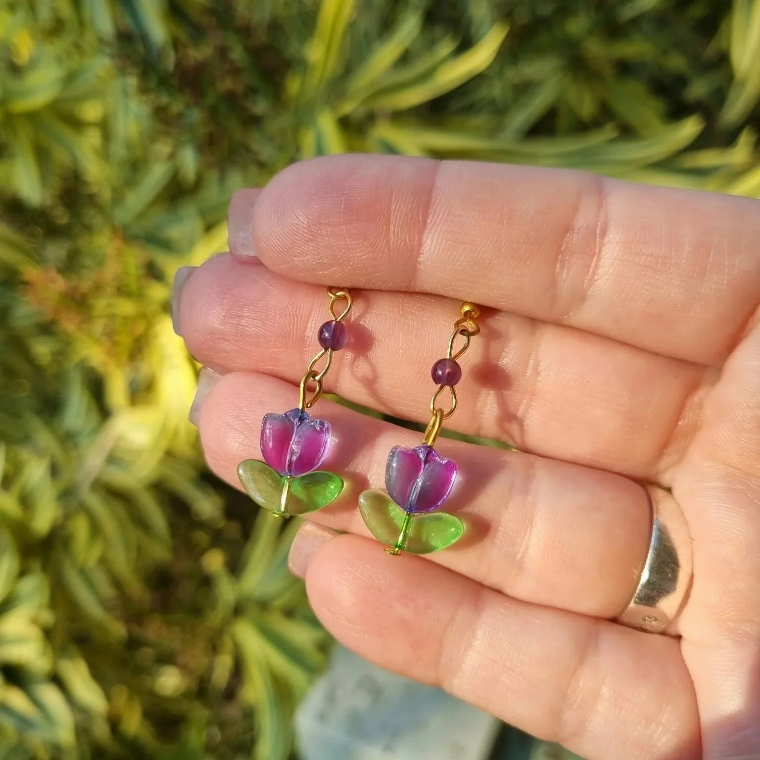 Amethyst Tulip Earrings - Gold