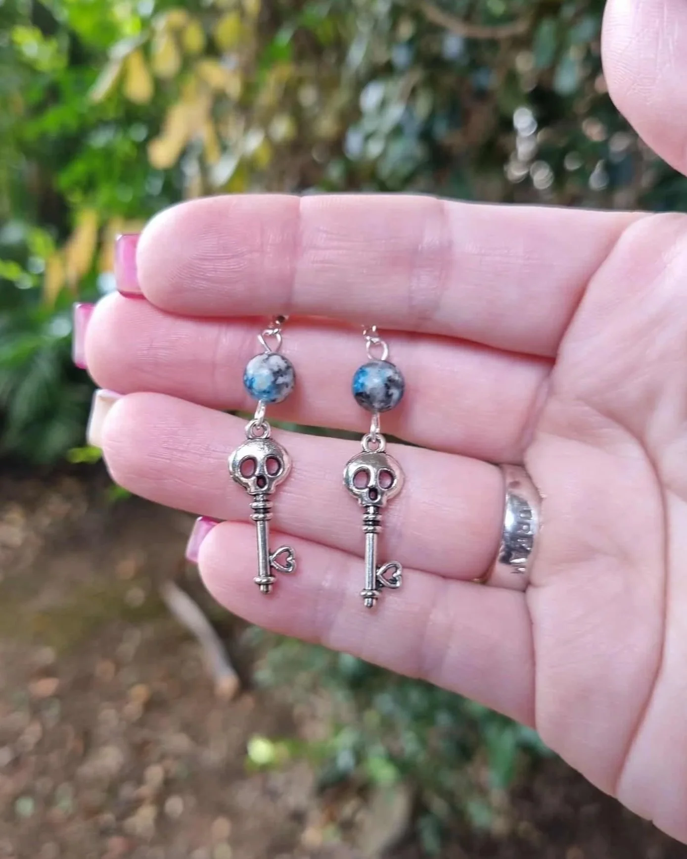 K2 Skull Key Earrings - Silver