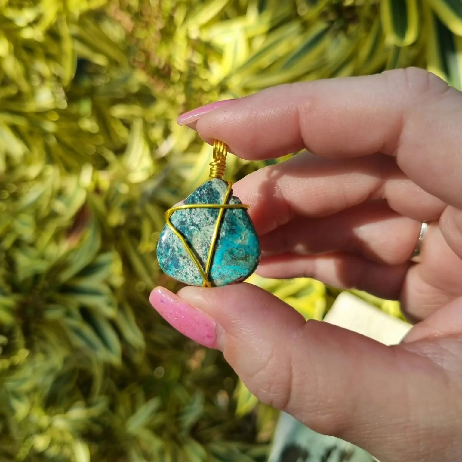 Shattuckite Pendant - Gold