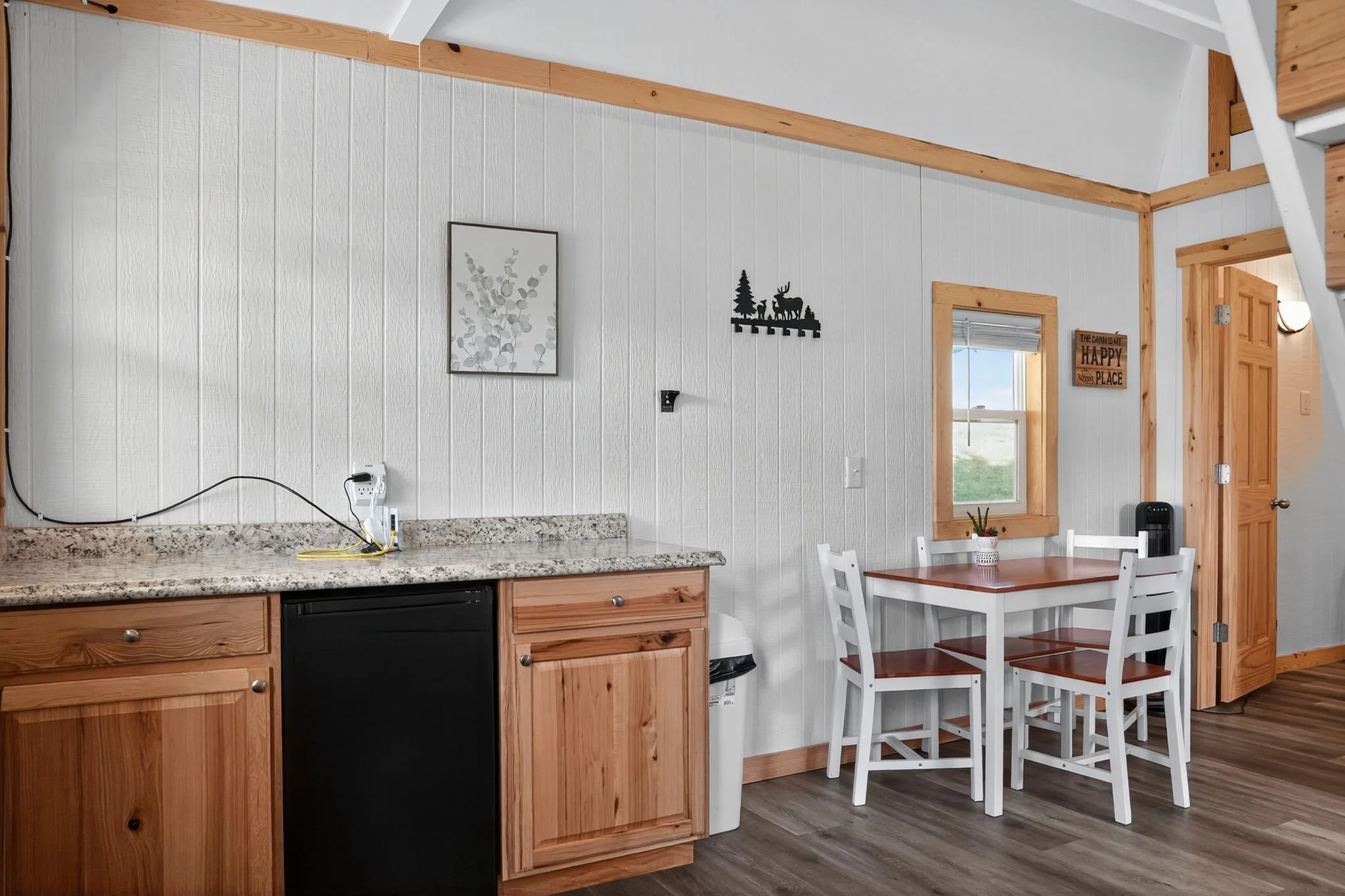 5087_Alice_Ct_Ionia_MI_48846_USA-Cabins-DSC00515.jpg