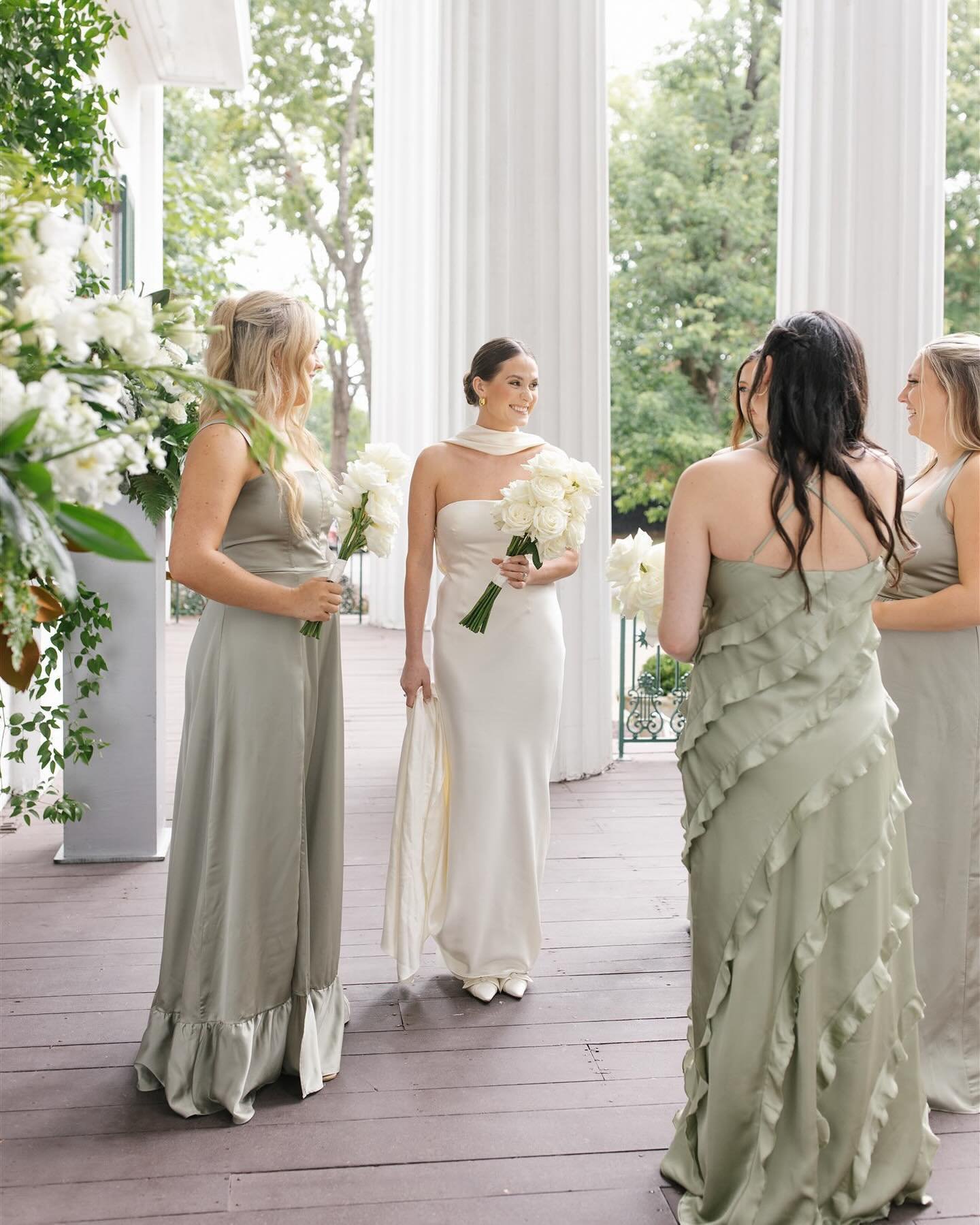 A moment for Sydney &amp; her ladies.

Bridal inspiration, the bridal edit, bridal beauty, riverwood mansion, Nashville wedding, Nashville wedding photographer, Danielle Frankel bridal