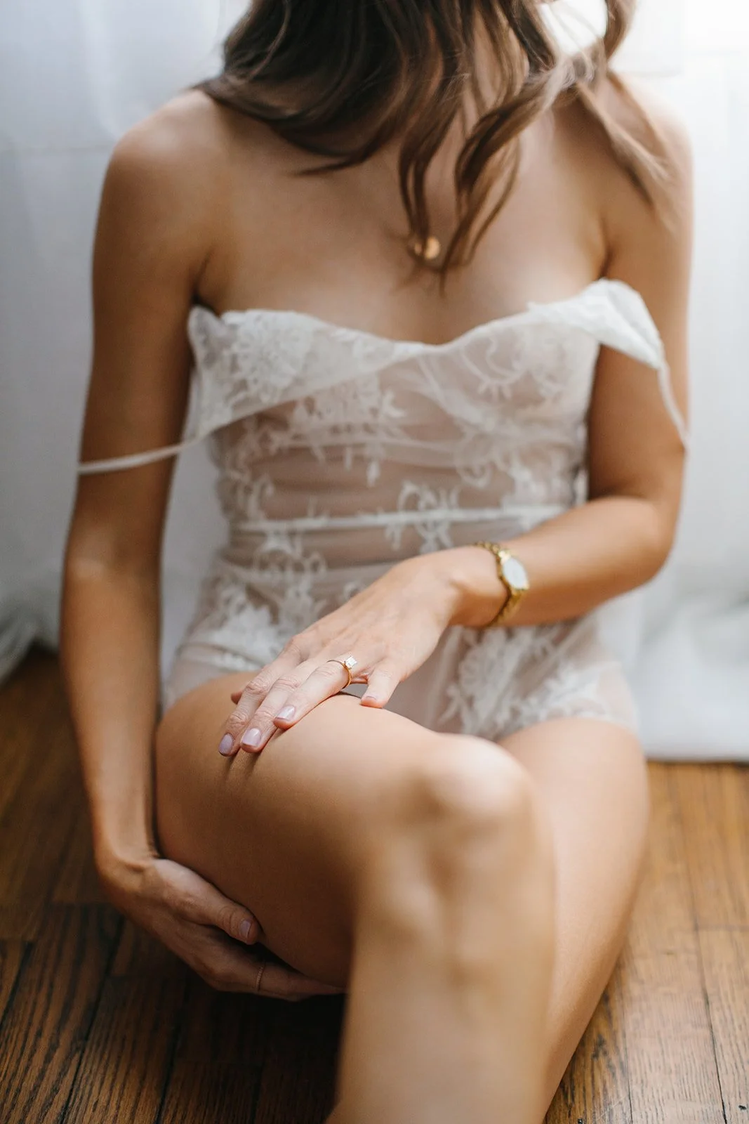 bridal boudoir photo by a Nashville wedding photographer