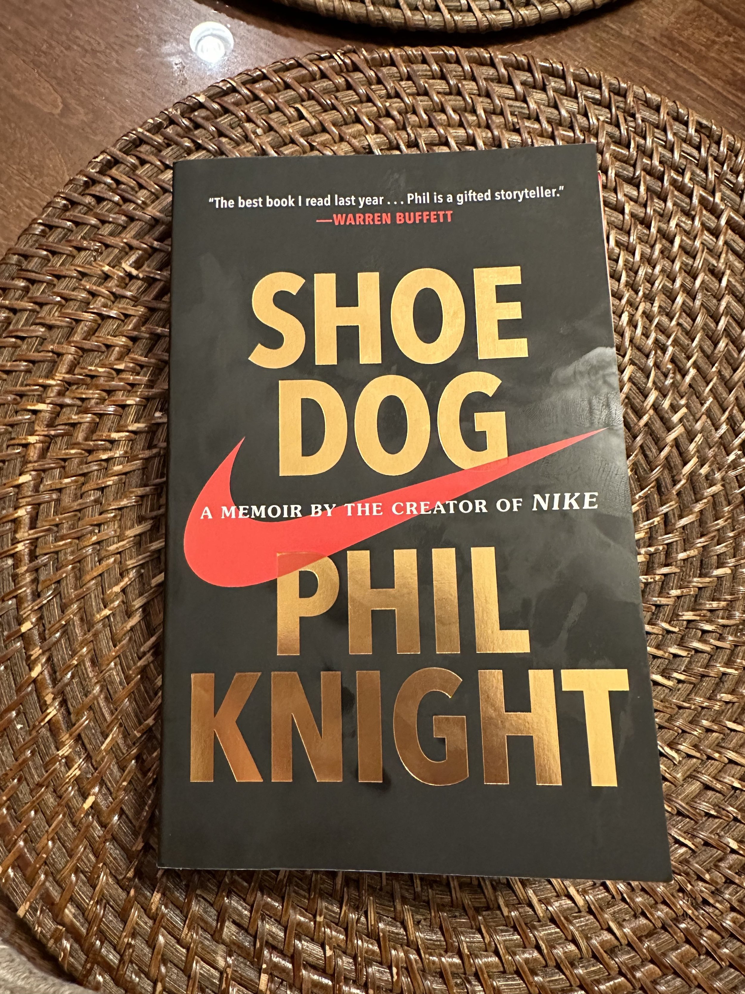 Shoe Dog - Anecdotes From Nike Book Summary