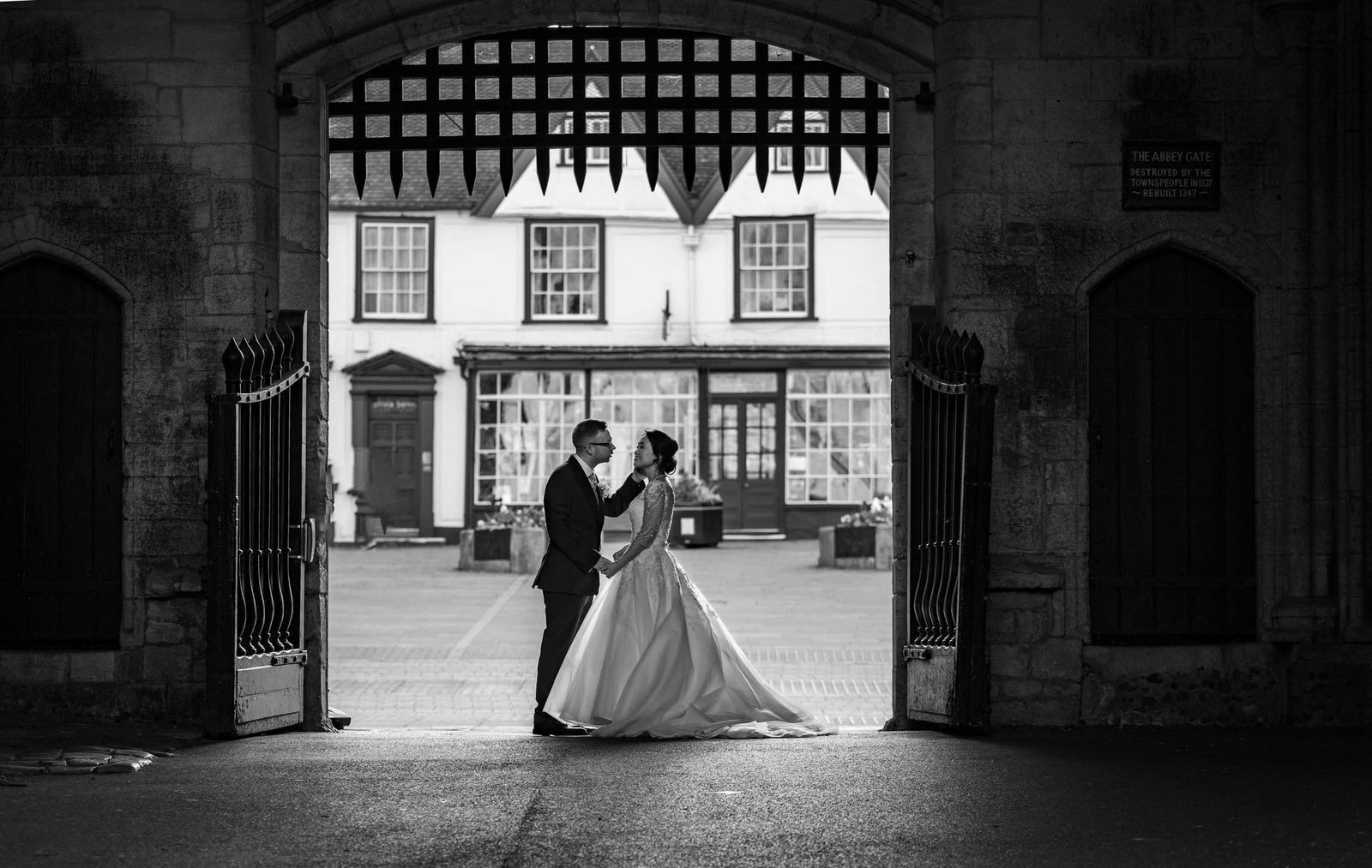 abbey-gardens-gate-wedding-couple-moment.jpg