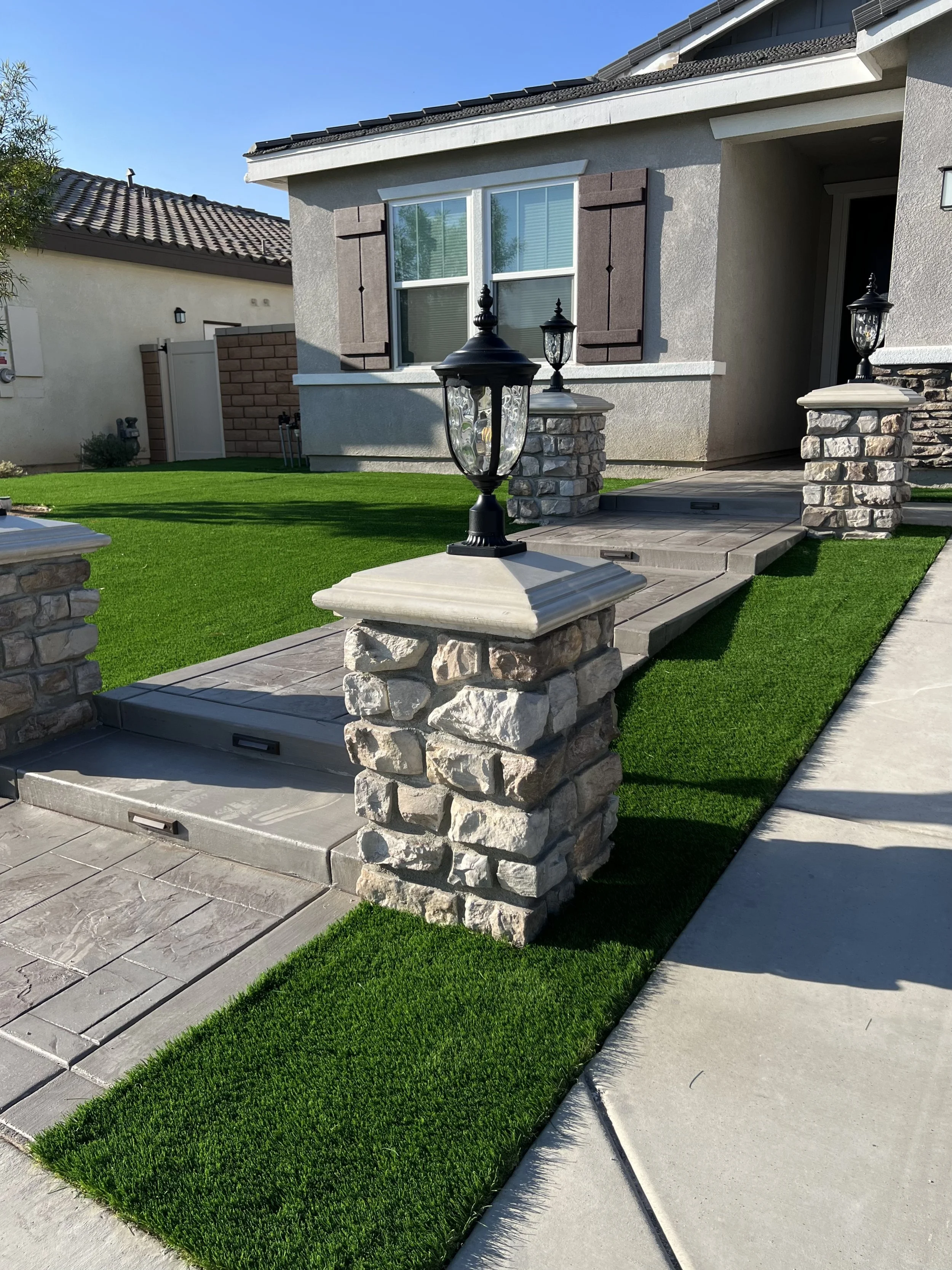 Custom pillar