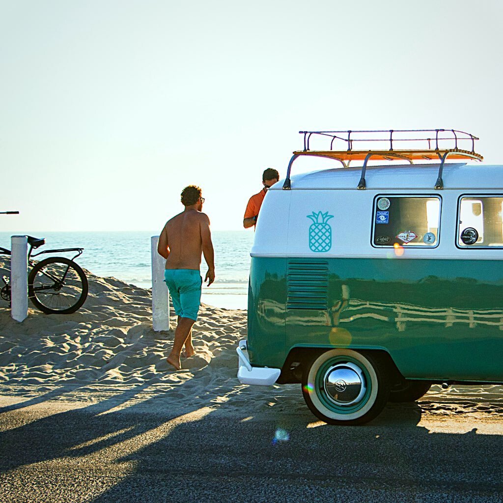 Got a van? With over 100 surfable beaches🏖🏄&zwj;♂️🏝, and a never ending coastline, California is the wild-west dream come true 🤠. Find yourself here. 
☀️
🏄
🤙
#surfup&nbsp;#surftech&nbsp;#surfboardrentals&nbsp;#automation&nbsp;#contactlessexperi