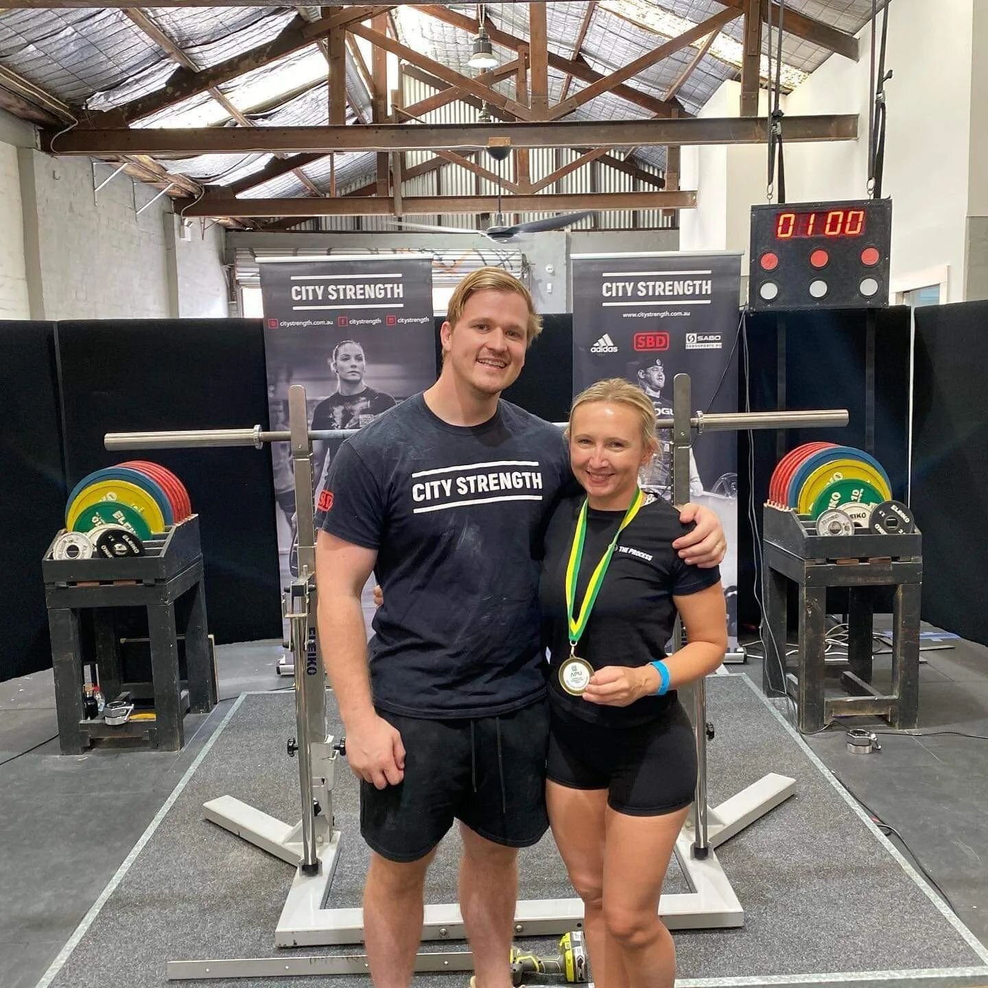 We hosted our first APU competition last weekend on the 6/02/2022: 
@emdash22 and @magsy_  both qualified for states! 

@emdash22 total: 255kg 
@magsy_ total: 292.5kg

Thank you to all the lifters, coaches and volunteers for a great day! See you at s