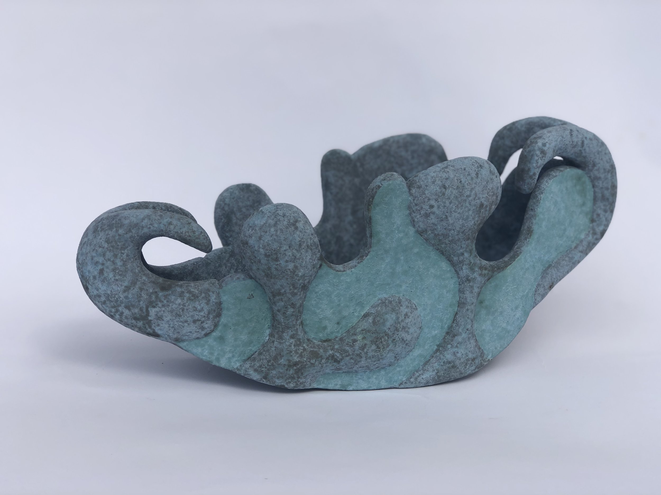 "Viajes de la Memoria" ("Memory trips") Ceramic, underglazes and oxides. (2020). 9 3/8" x 3 3/8" x 4 1/8".