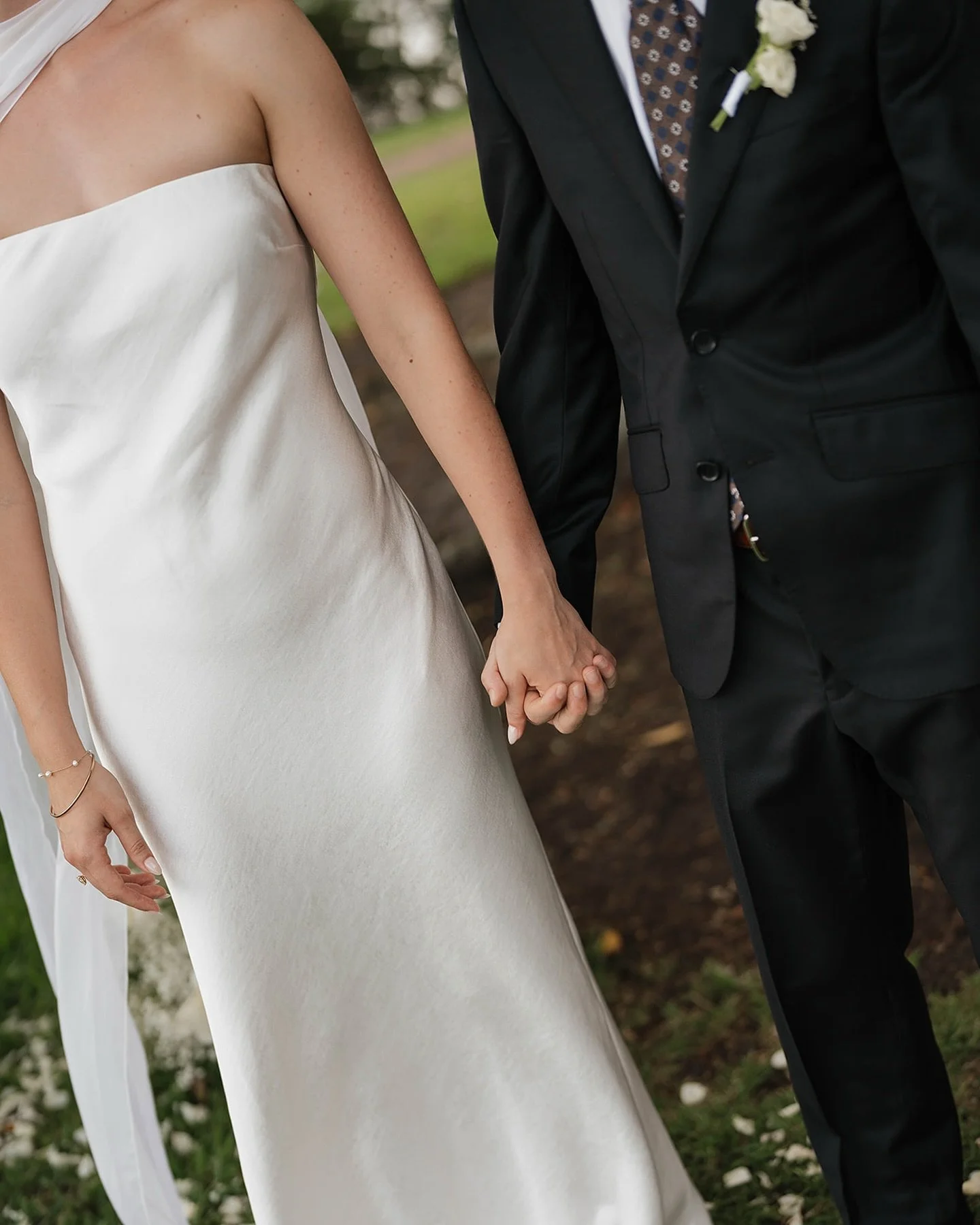 G&rsquo;s perfect dress from last weekend 🤍 everything was stunning and we can&rsquo;t wait to share 💃🕺