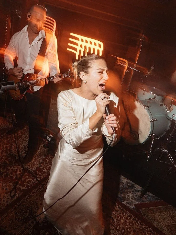 Is this a concert or Sherrie and Levi's wedding? Either way it was iconic.