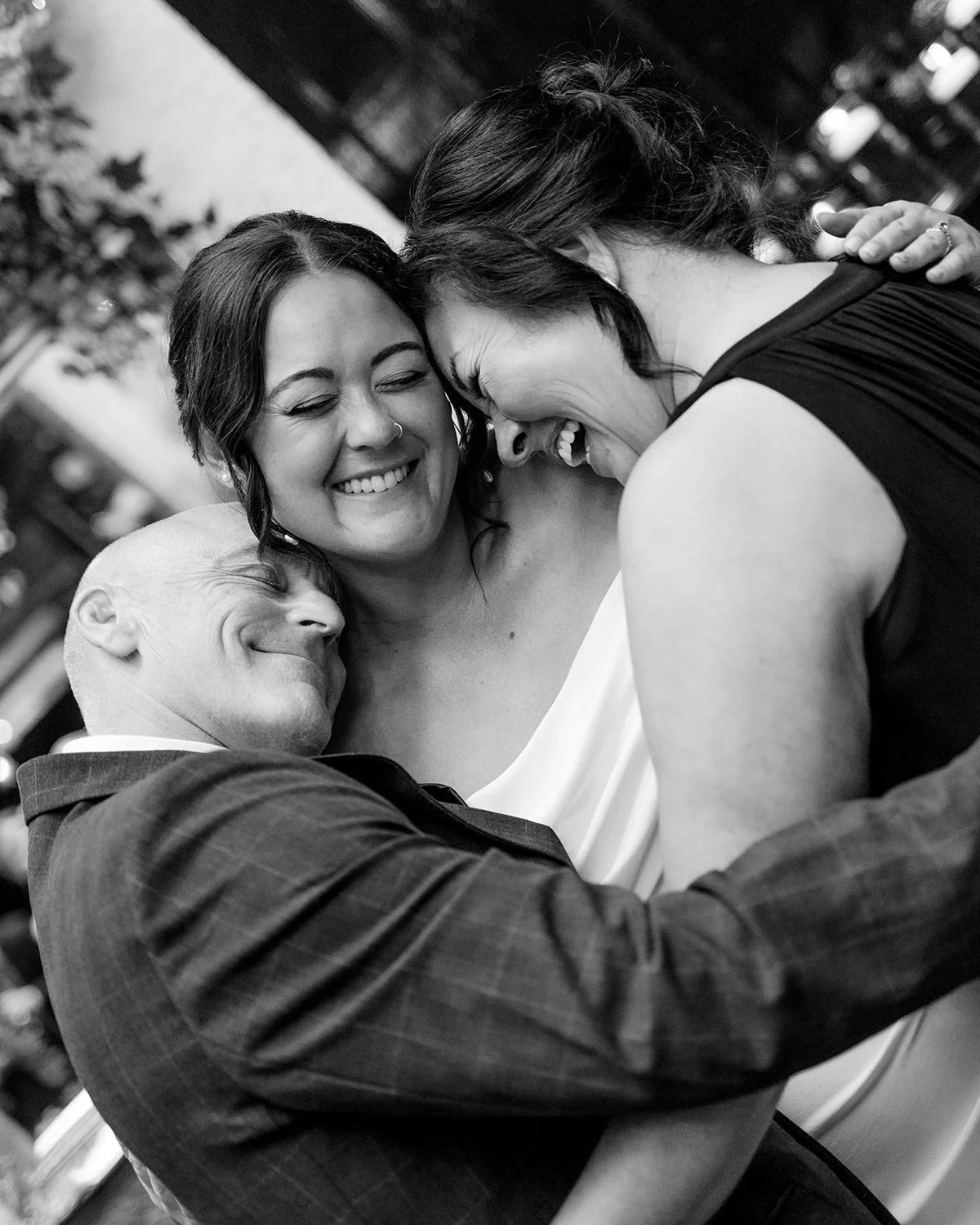 emotional-moment-wedding-photo.jpg