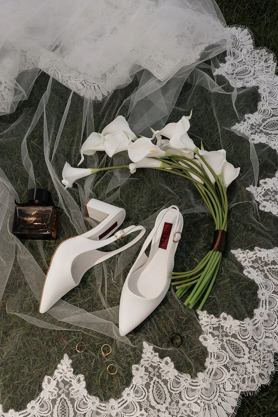editorial-wedding-flatlay.jpg
