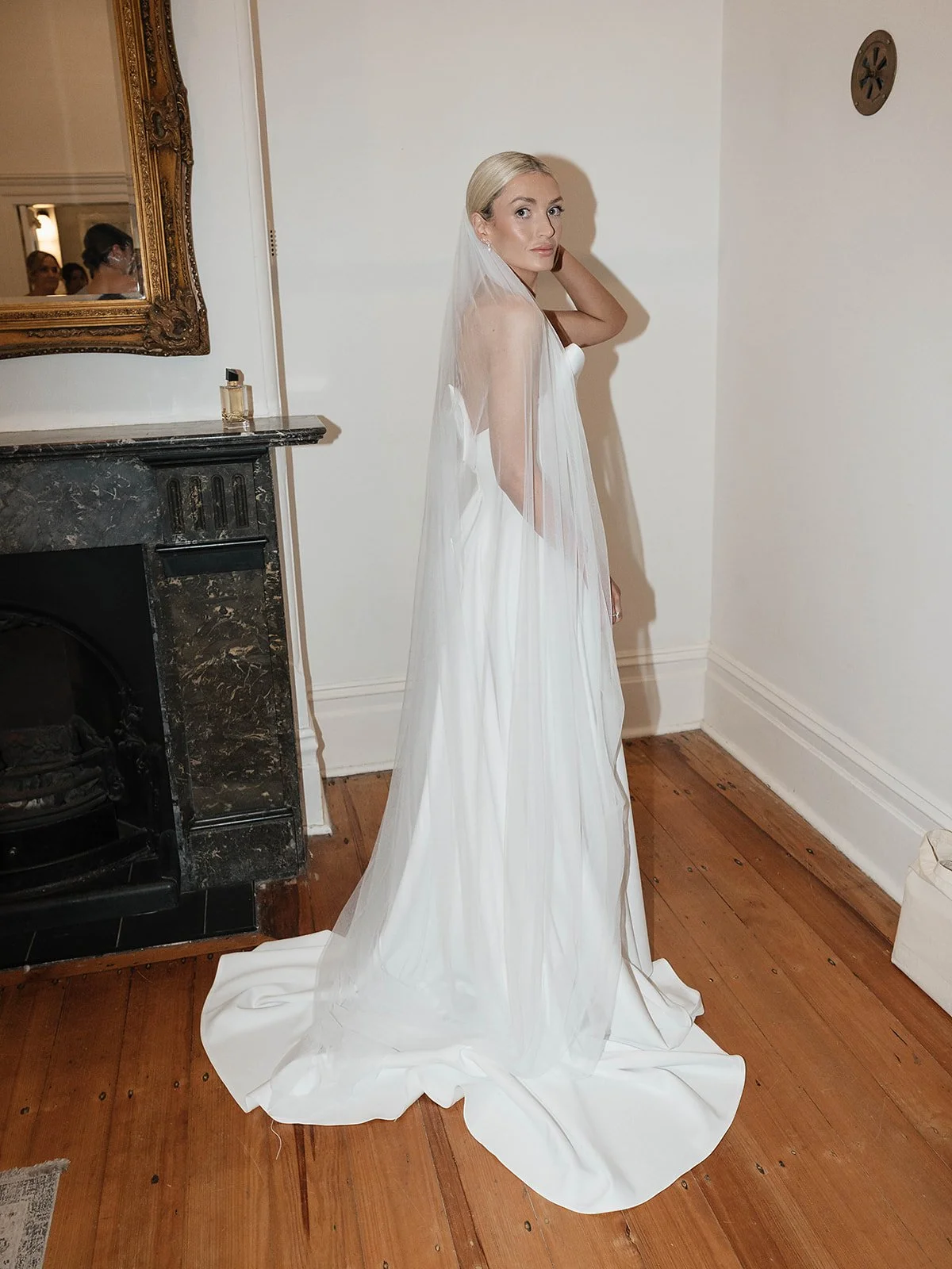 editorial-bridal-portrait.jpg