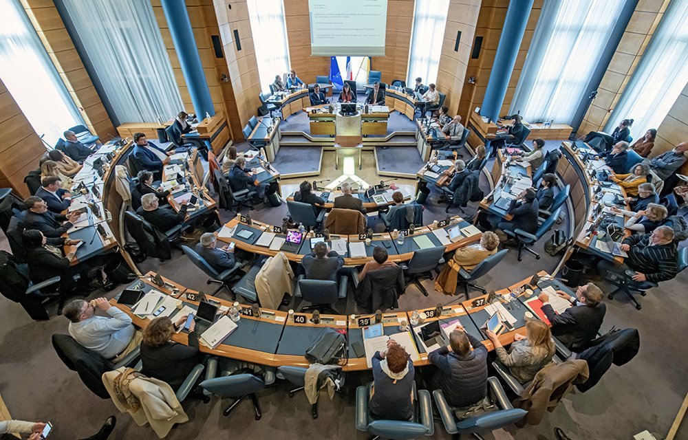 Bien gérer ne s’improvise pas. Improviser n’est pas gérer. Nous avançons ensemble du même pas.