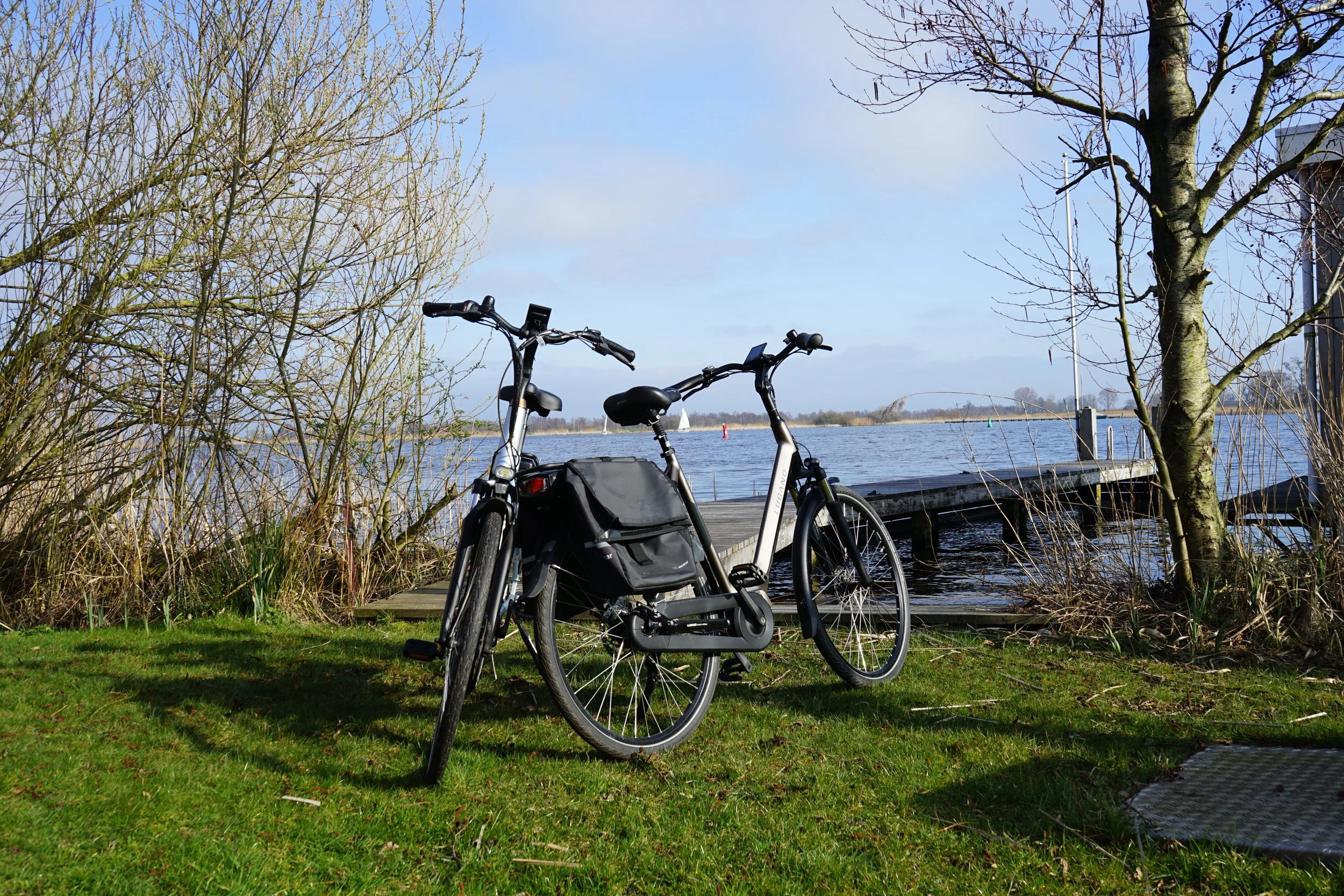 Twee elektrische fietsen