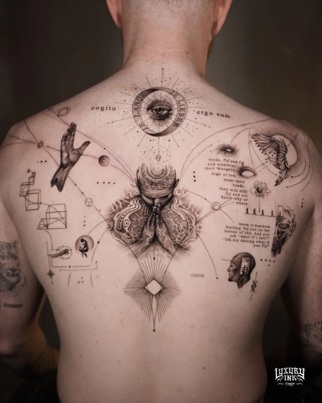 MICRO REALISM