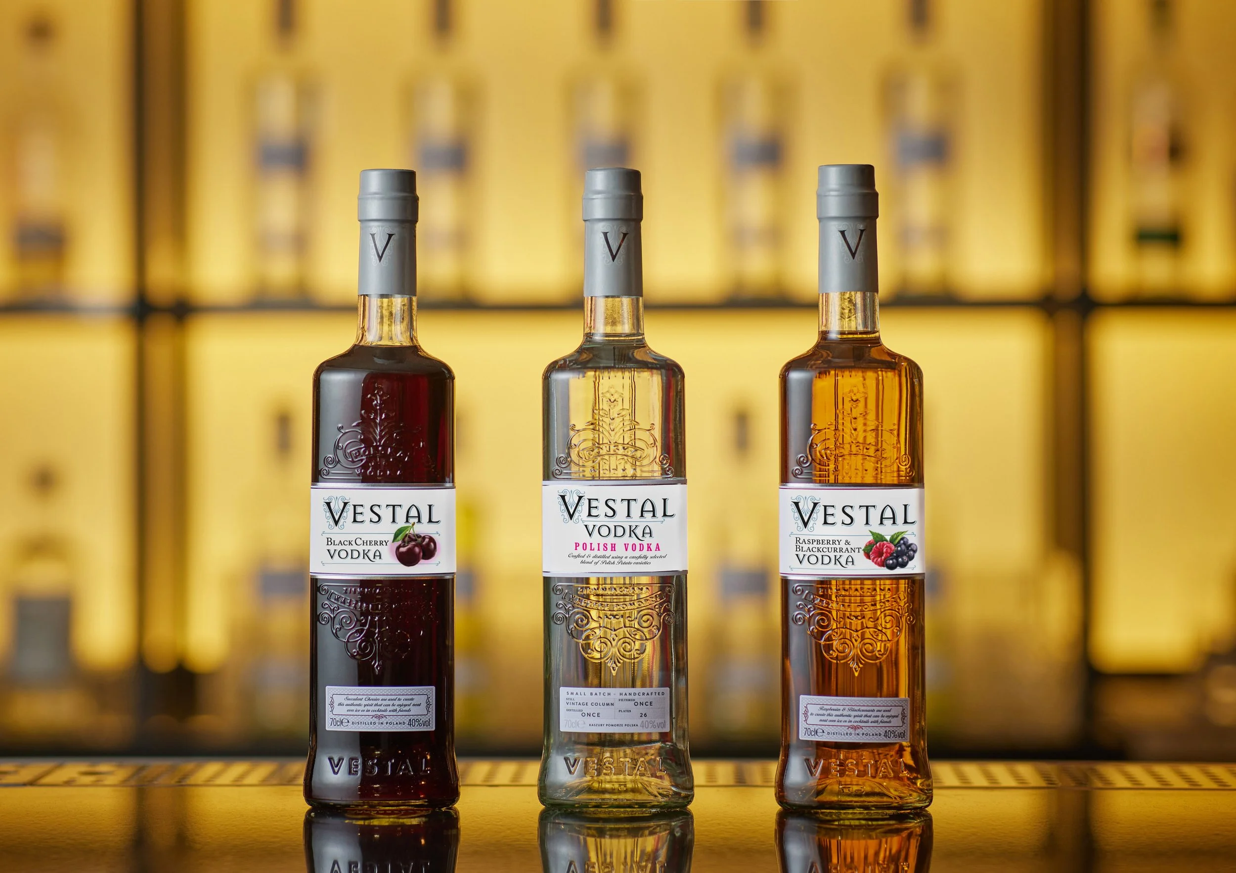 BA Vestal serves33670edit.jpg