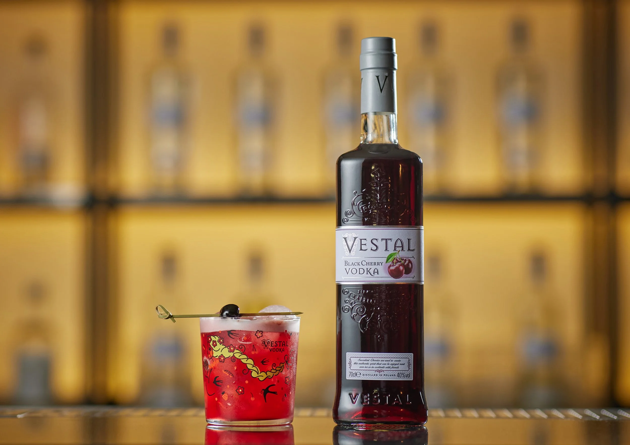 BA Vestal serves33644edit.jpg