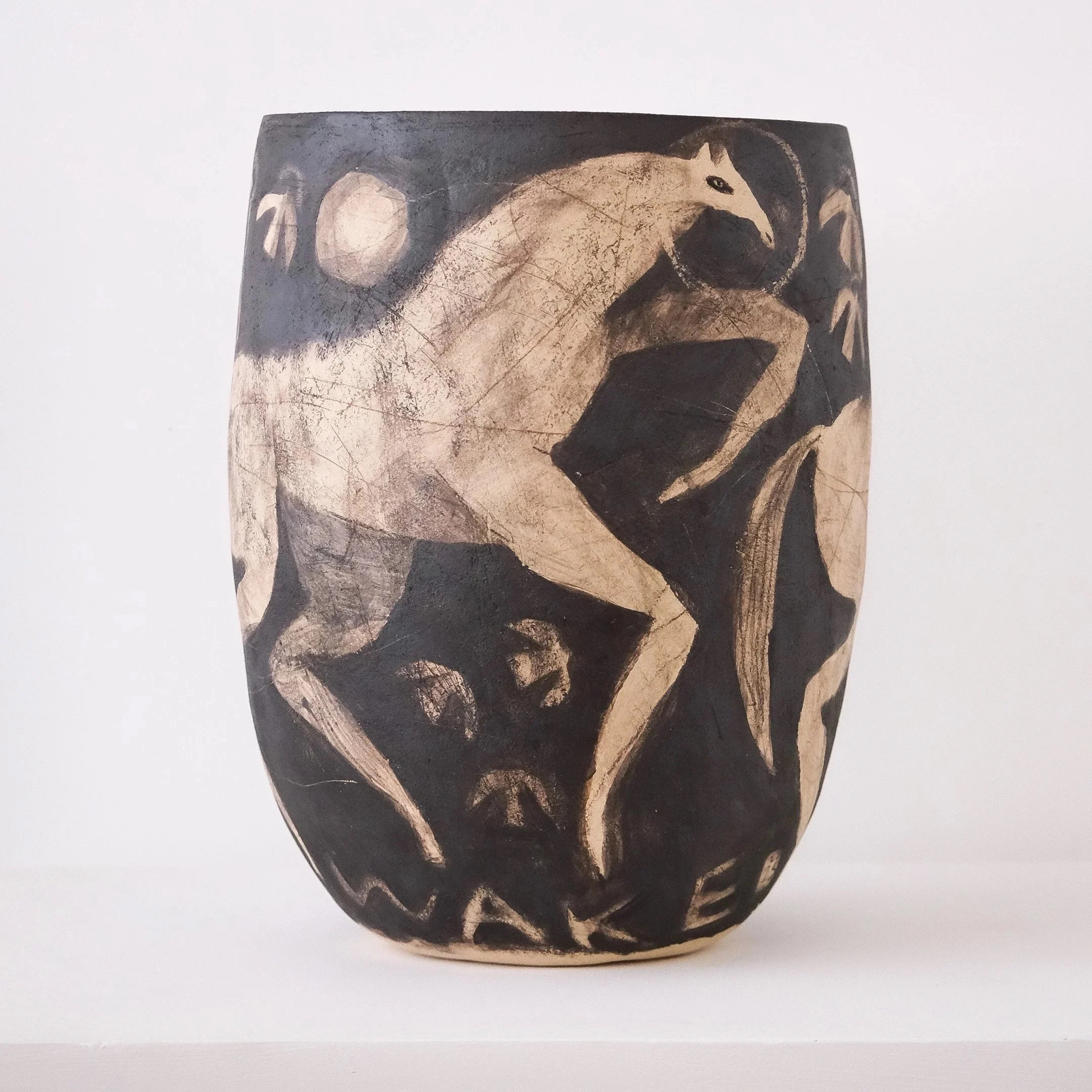 SOPHIE WAKE - HORSE AND BIRD EARTH VESSEL