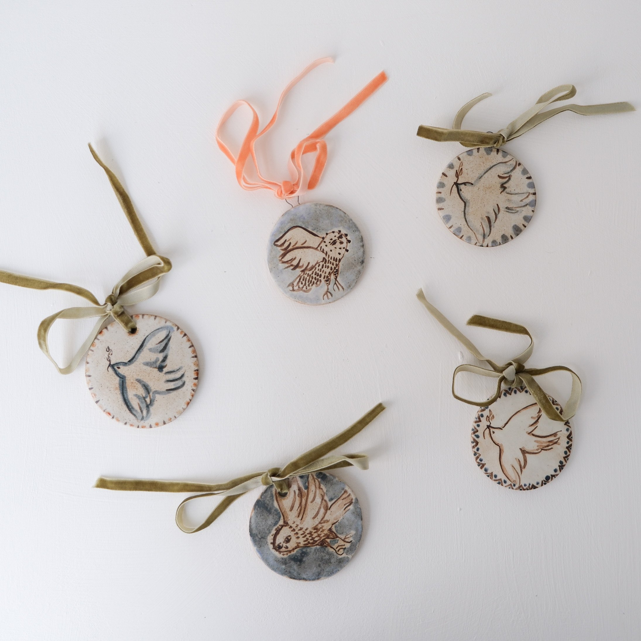 CHARLOTTE SALT - DECORATIVE DISC