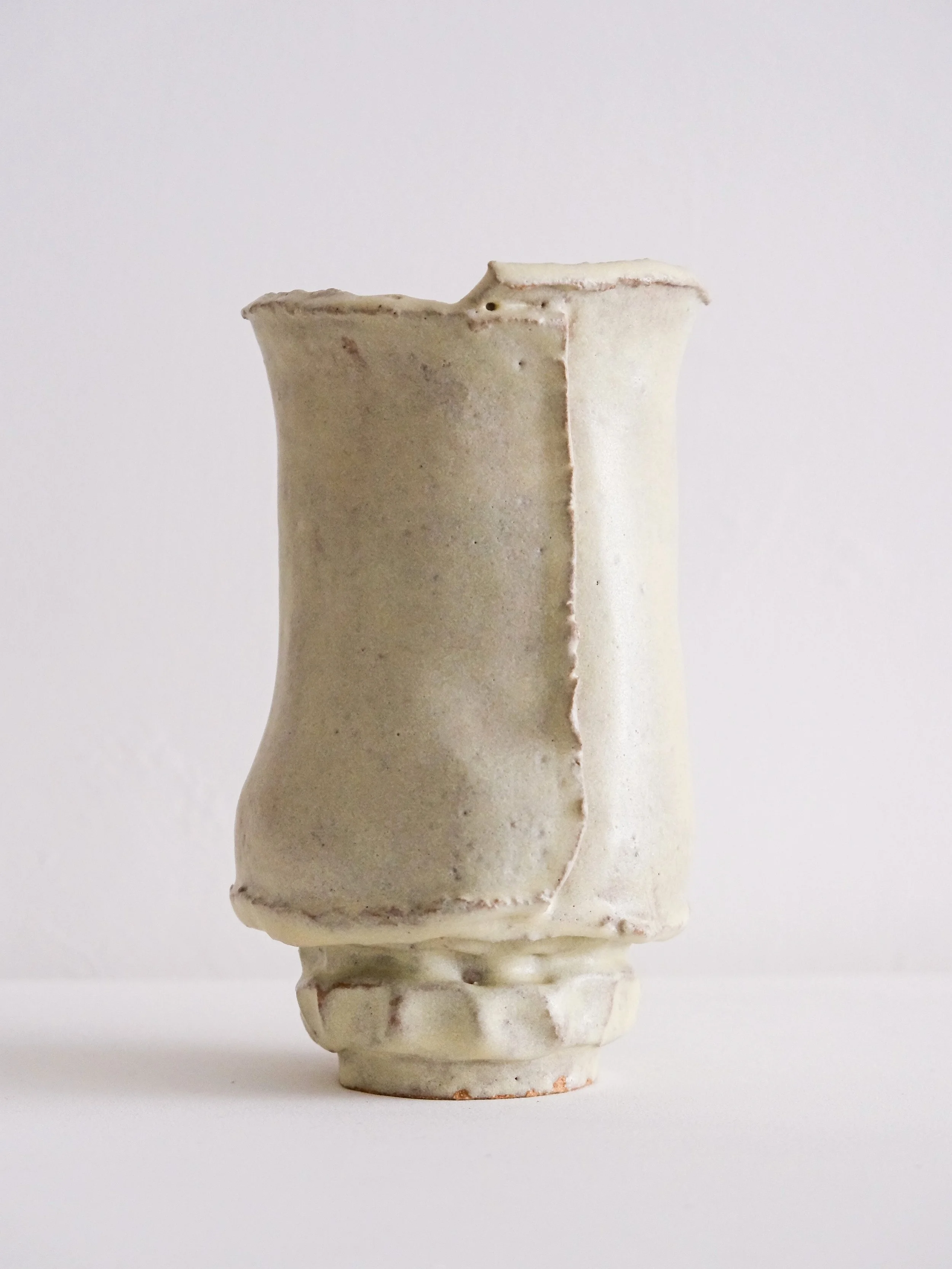 The most sensational vessel from Jessica Tremaine. 

&ldquo;Whip vase&rdquo; is currently available and a personal highlight of Caroline&rsquo;s from the show. 

Head to the website to explore Jessica&rsquo;s full ceramic collection.